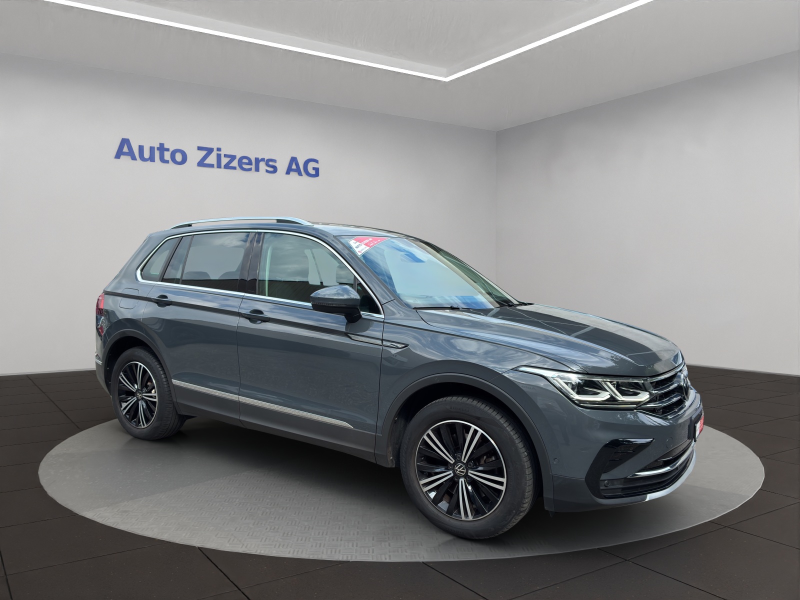 VW Tiguan 2.0TSI Elegance 4Motion DSG - 8