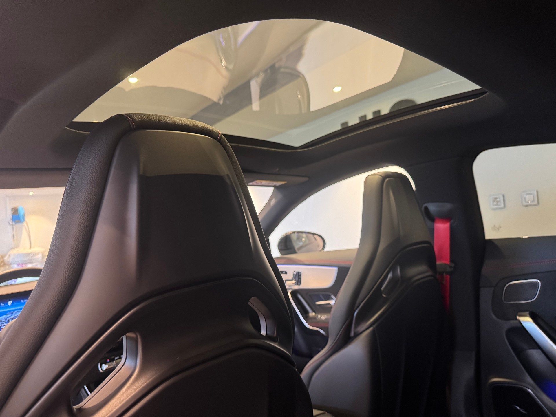 MERCEDES-BENZ CLA 35 AMG 4matic - 13