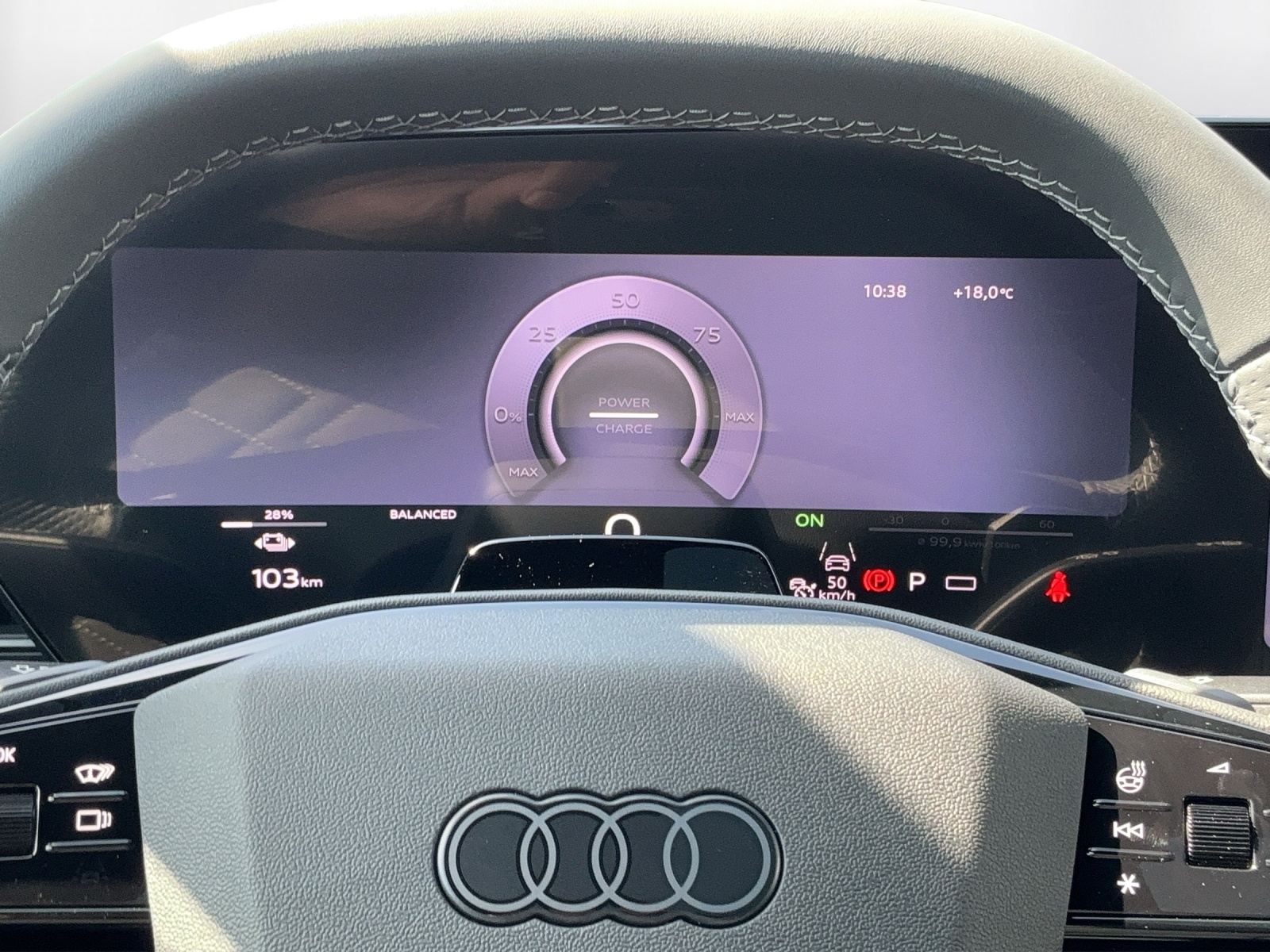 AUDI SQ6 e-tron quattro - 8