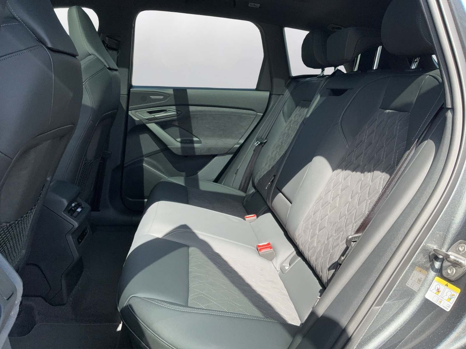 AUDI SQ6 e-tron quattro - 11