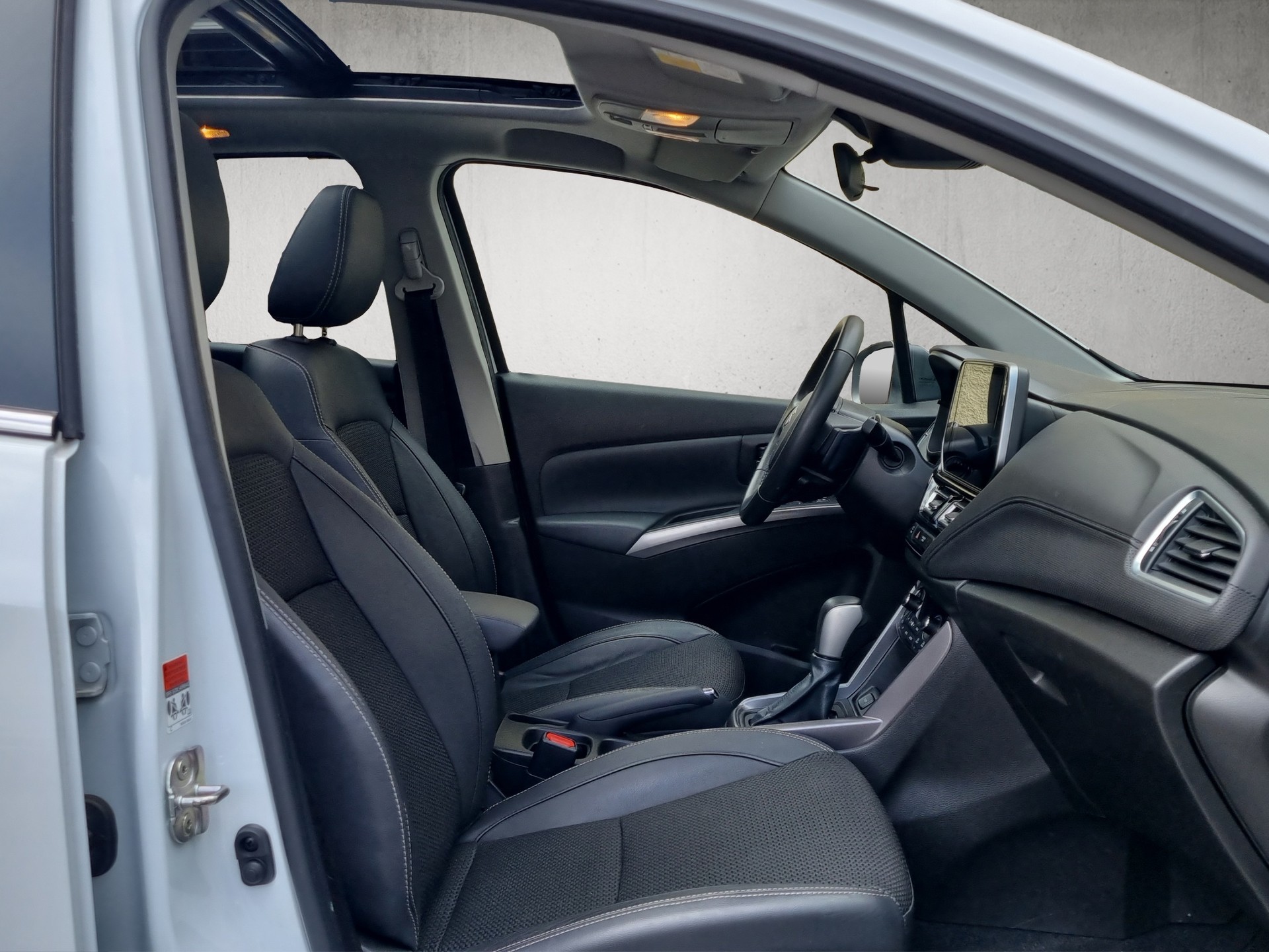 SUZUKI S-Cross 1.4 T Compact Top Hybrid 4x4 - 10