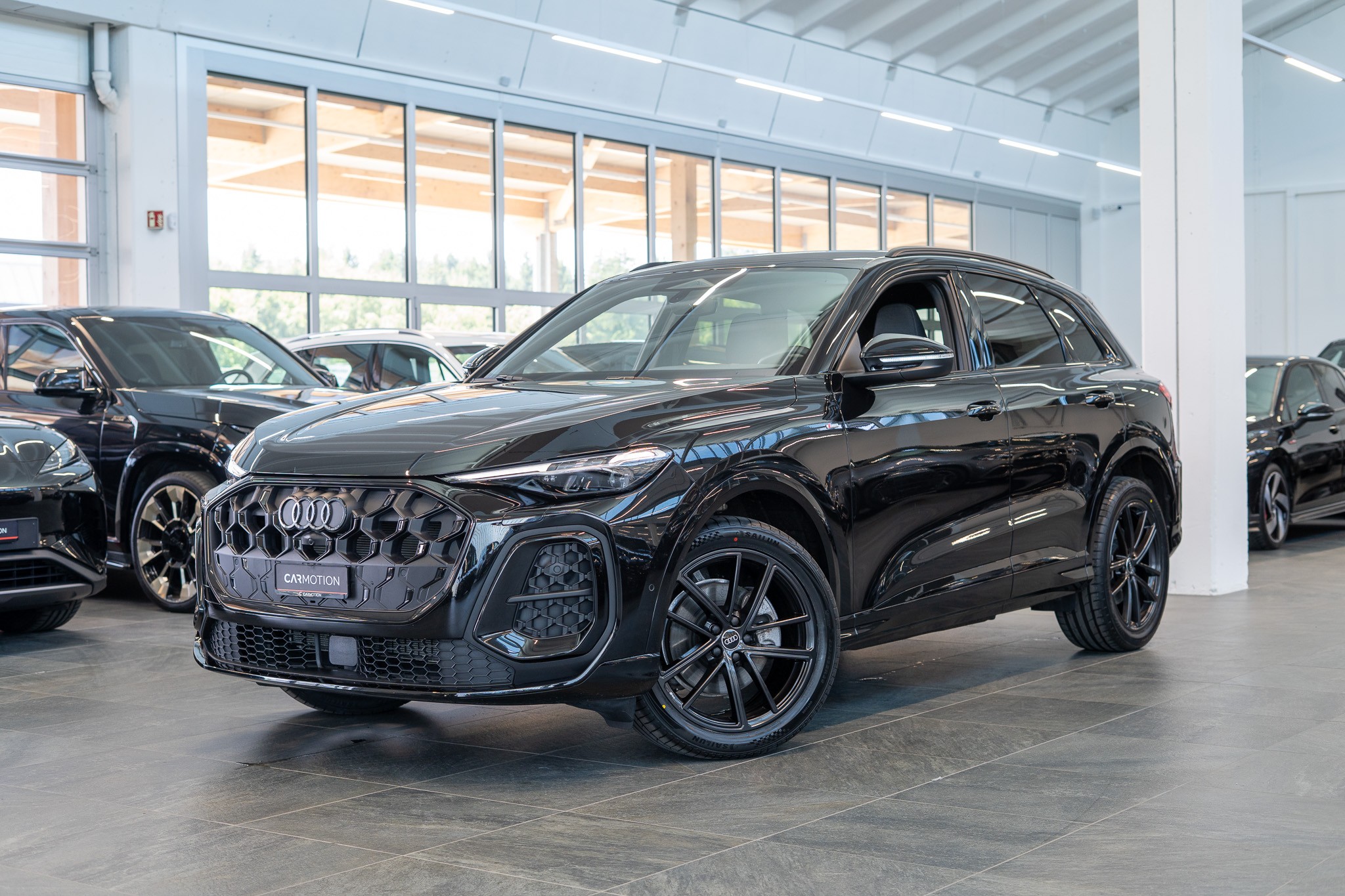 Q5 2.0 40 TFSI quattro S-Tronic S-Line / Rückfahrkamera / Navi / Sportsitze