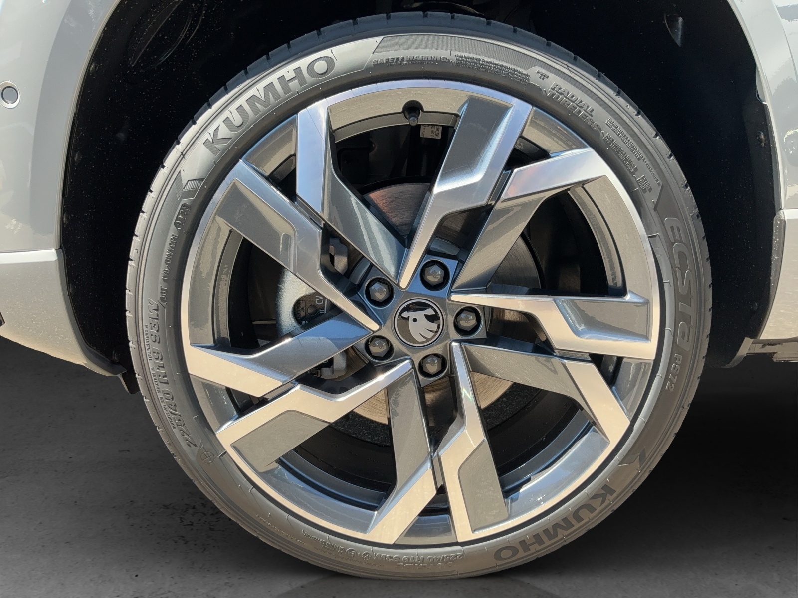 SKODA Karoq 1.5 TSI SportLine DSG - 13