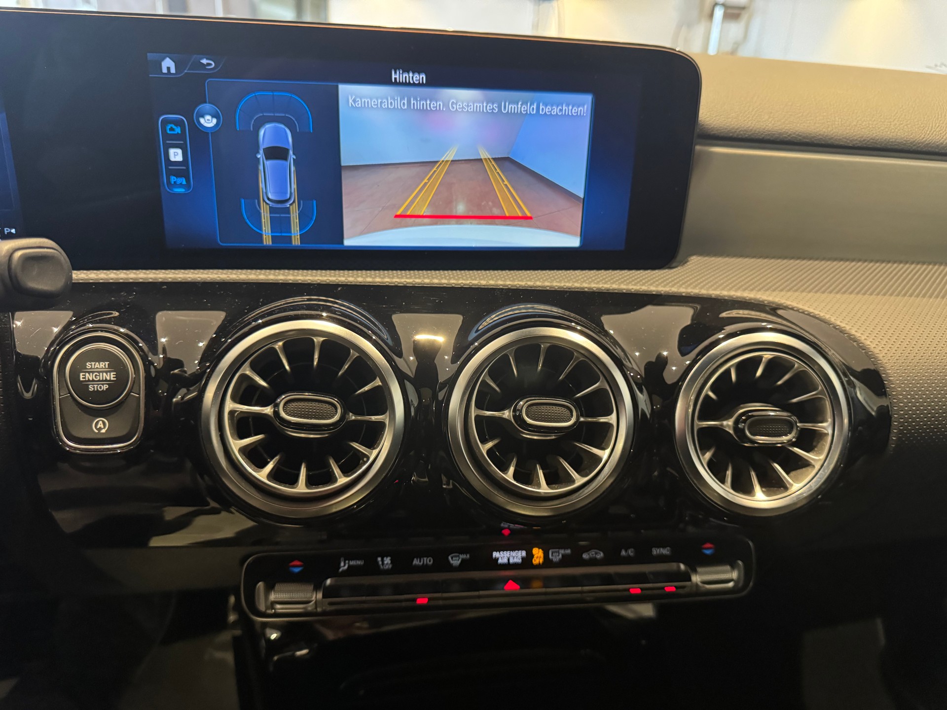 MERCEDES-BENZ A 250 AMG Line 4m - 14