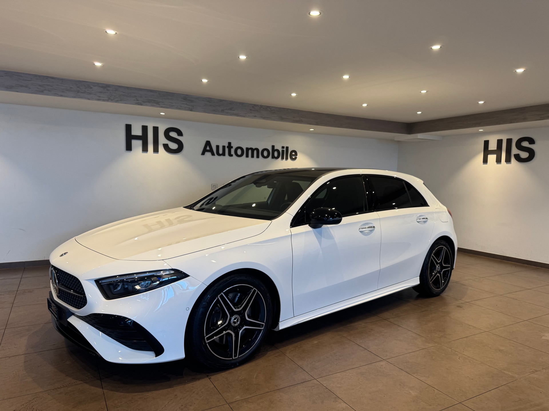 MERCEDES-BENZ A 250 AMG Line 4m - 2