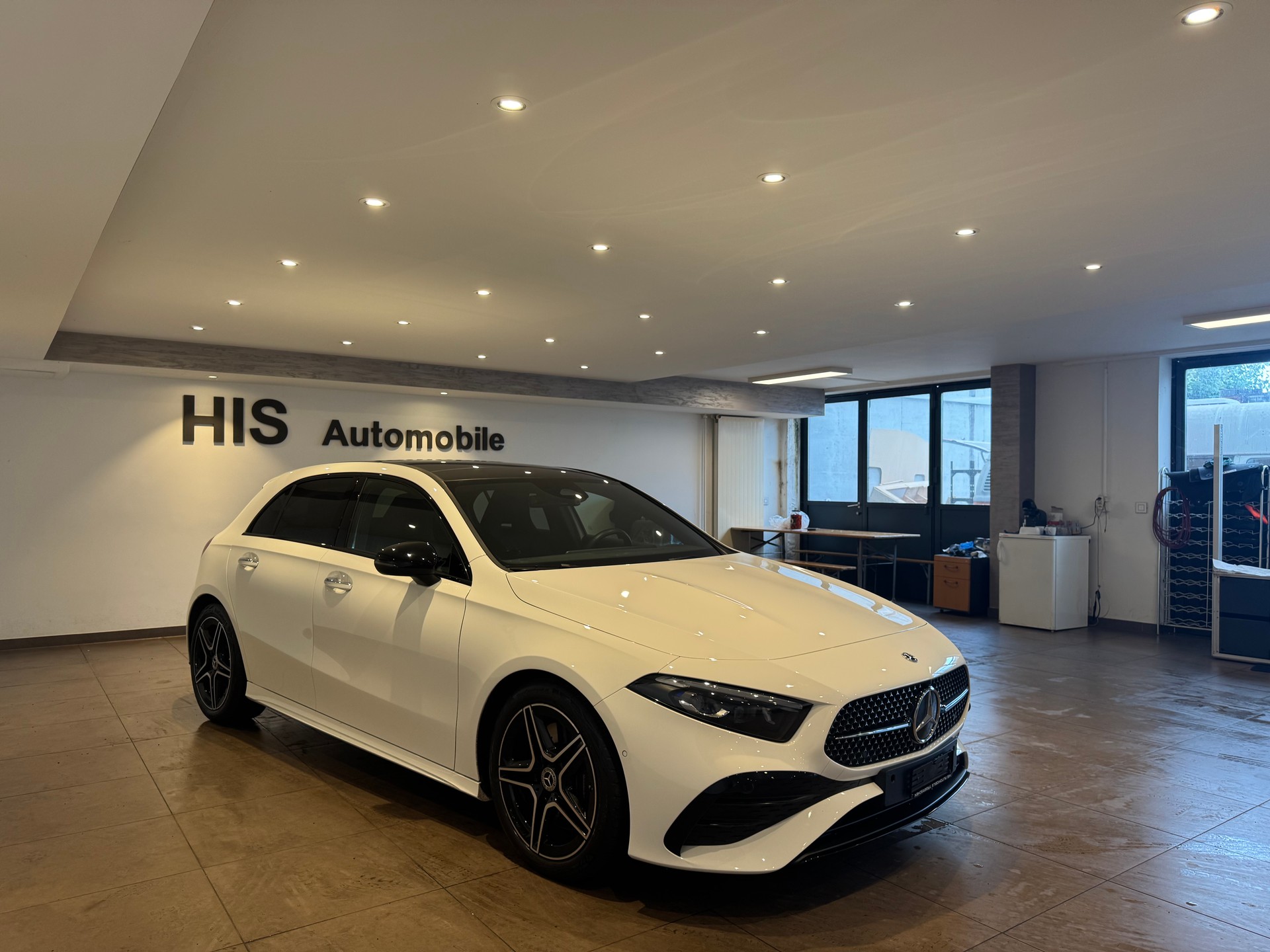 MERCEDES-BENZ A 250 AMG Line 4m - 6