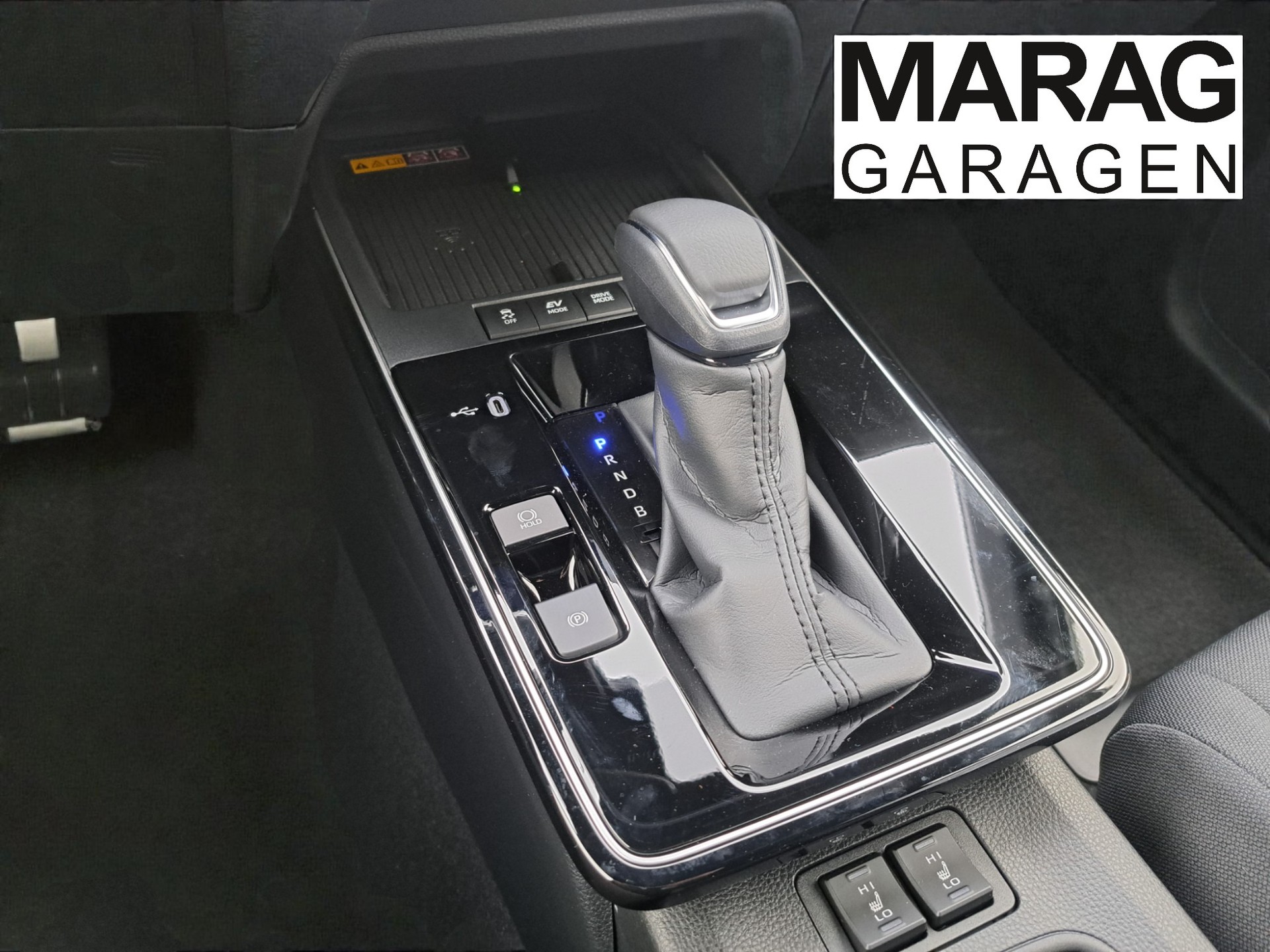 TOYOTA Corolla Cross 2.0 4WD Trend e-CVT - 13