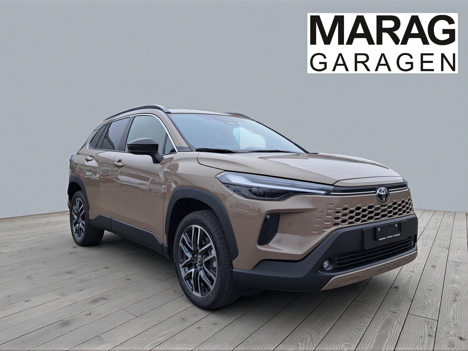 TOYOTA Corolla Cross 2.0 4WD Trend e-CVT - 3