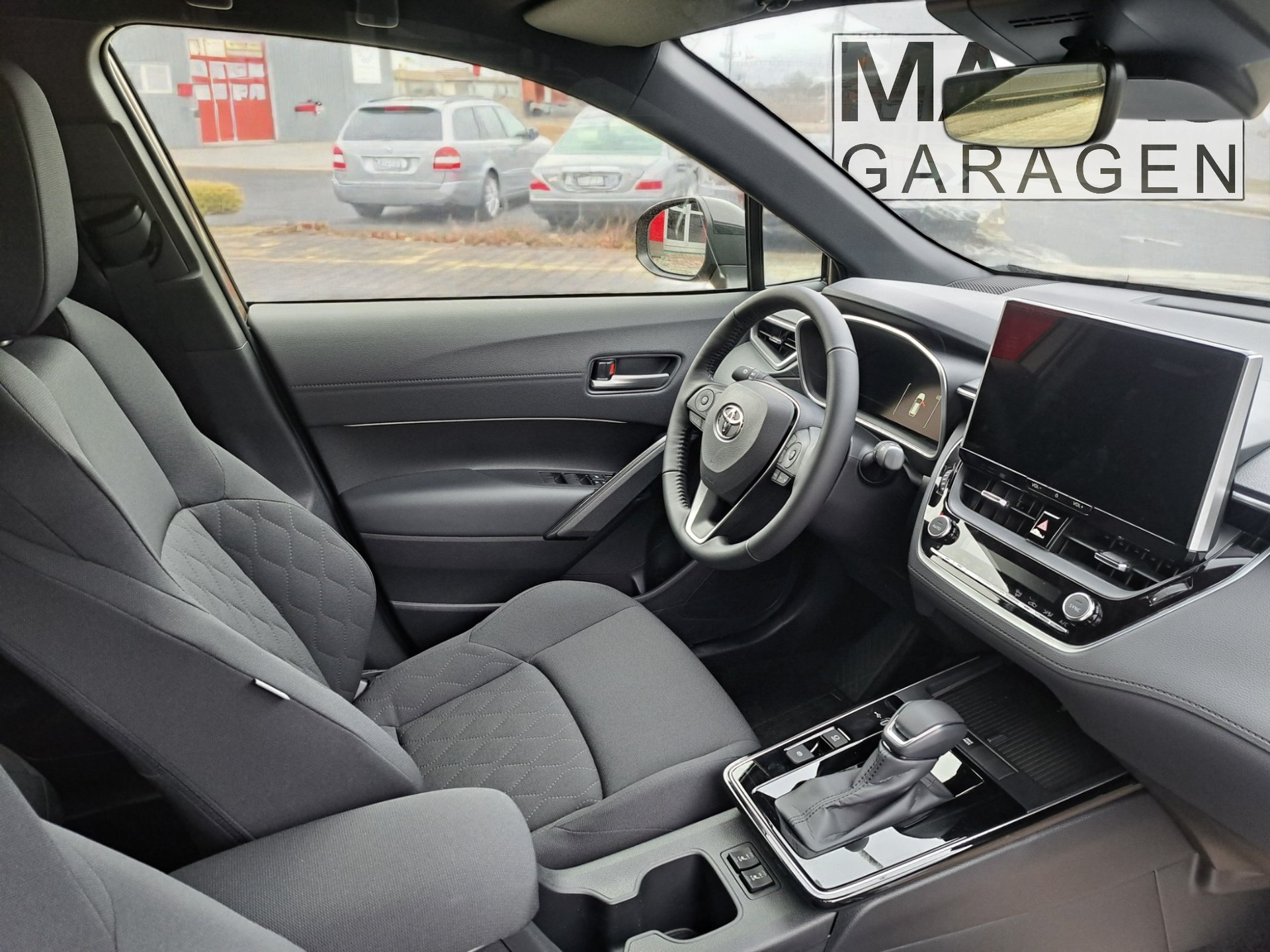 TOYOTA Corolla Cross 2.0 4WD Trend e-CVT - 5