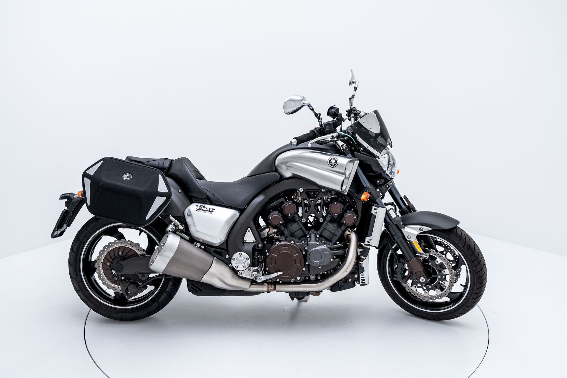 YAMAHA V-MAX