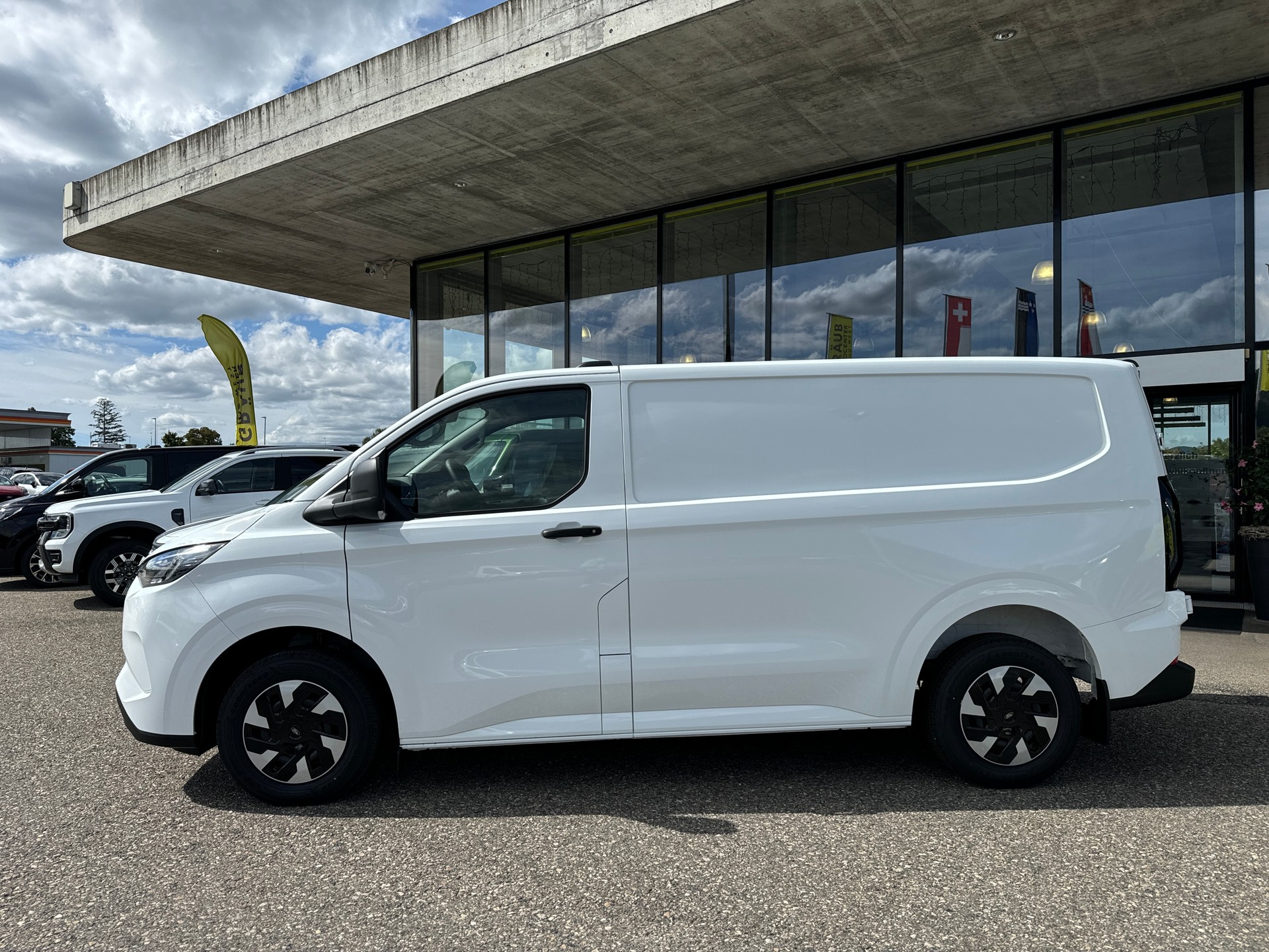FORD Transit Custom Van PHEV 320 L1H1 Trend Automat - 6