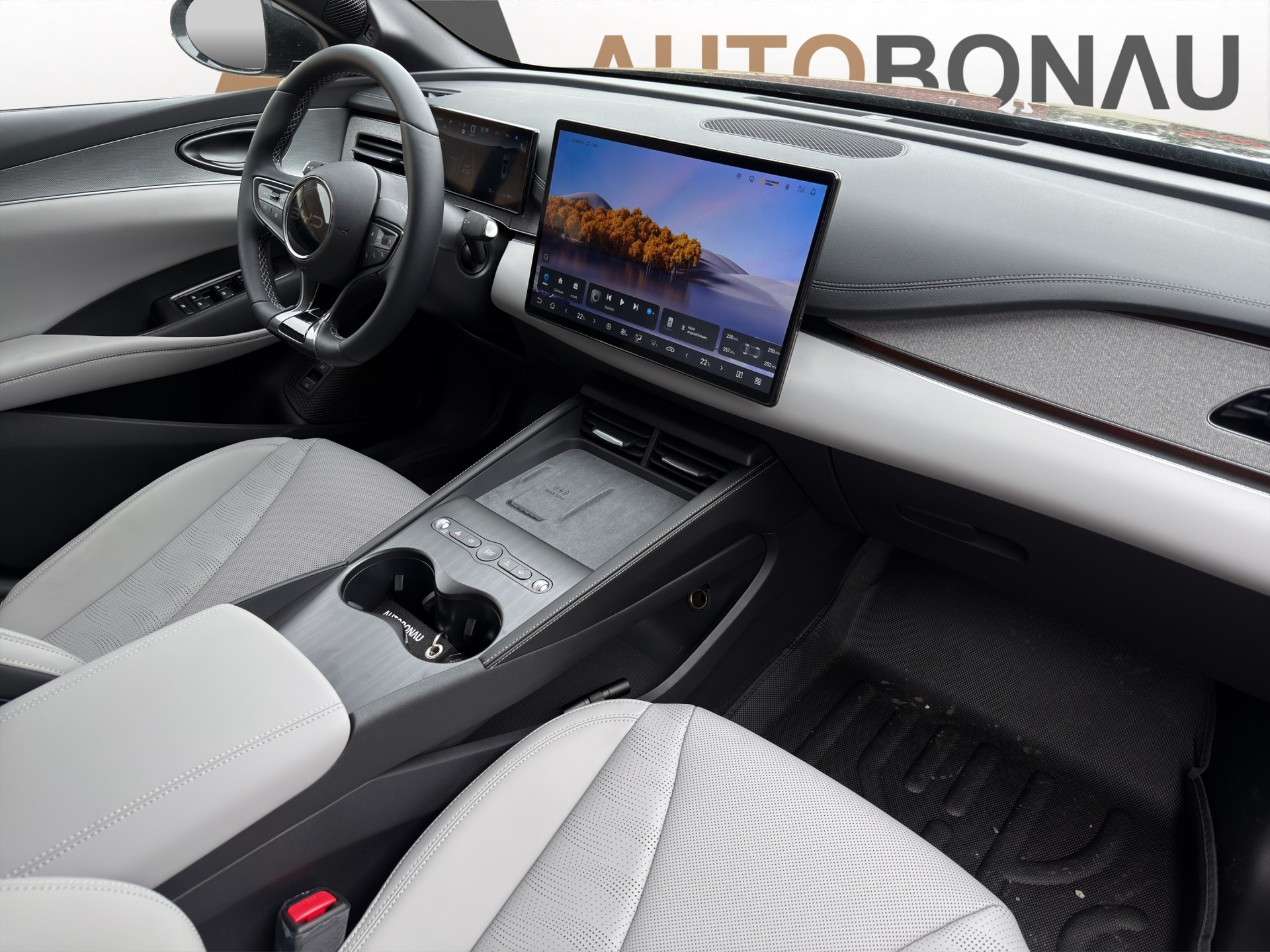 BYD Seal 6 DM-i Touring Comfort interior beige - 10