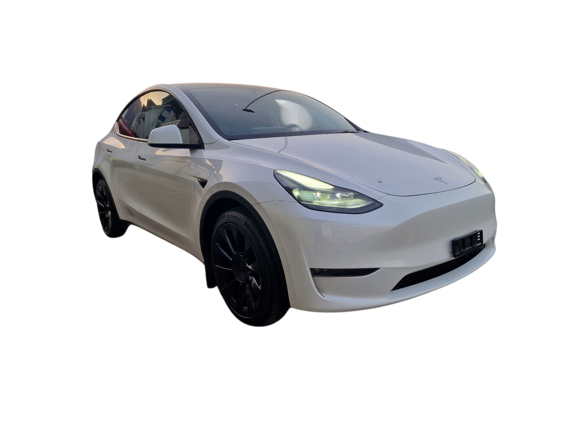 TESLA Model Y Long Range - 4