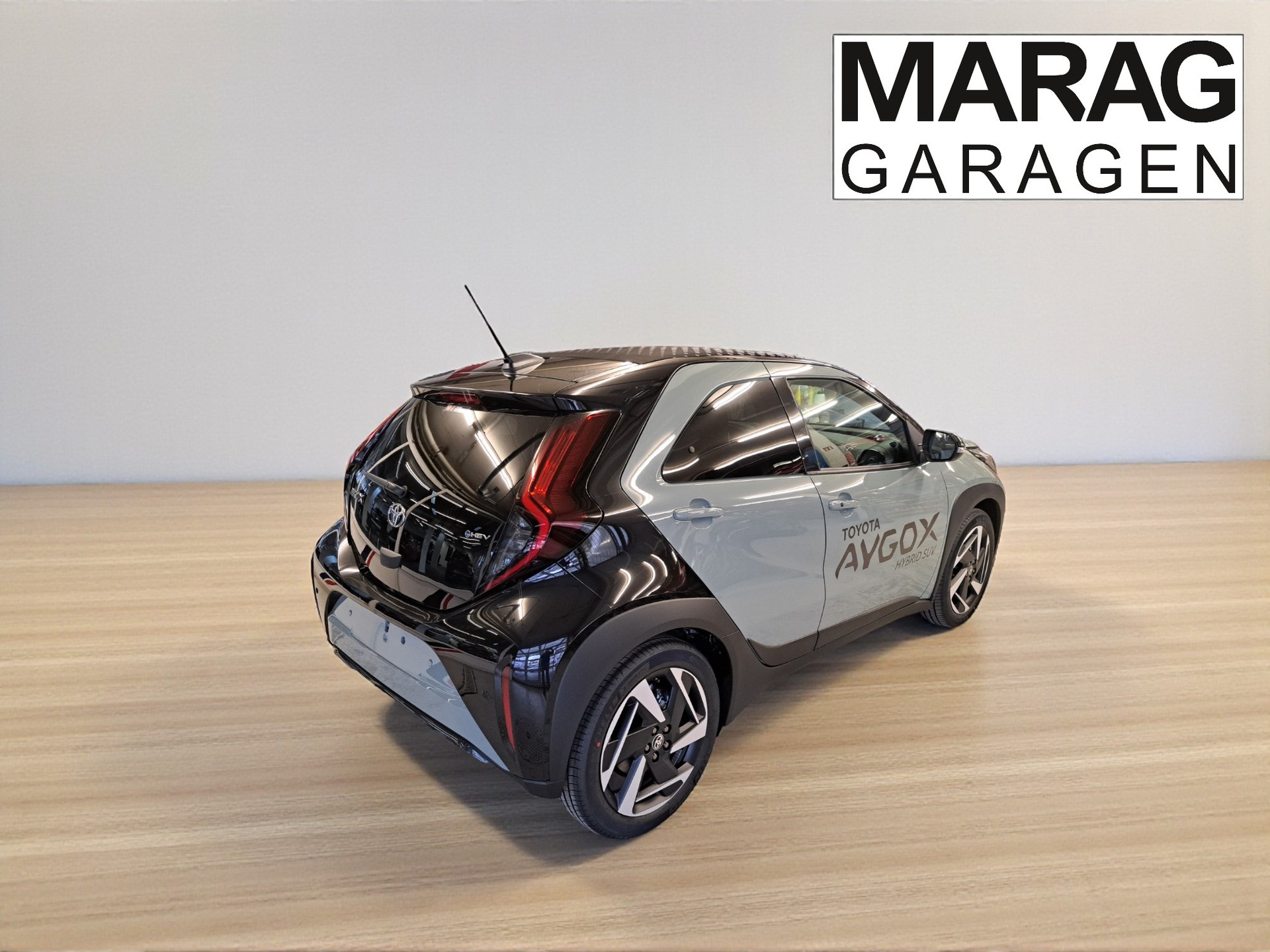 TOYOTA Aygo X 1.5 Style e-CVT - 8