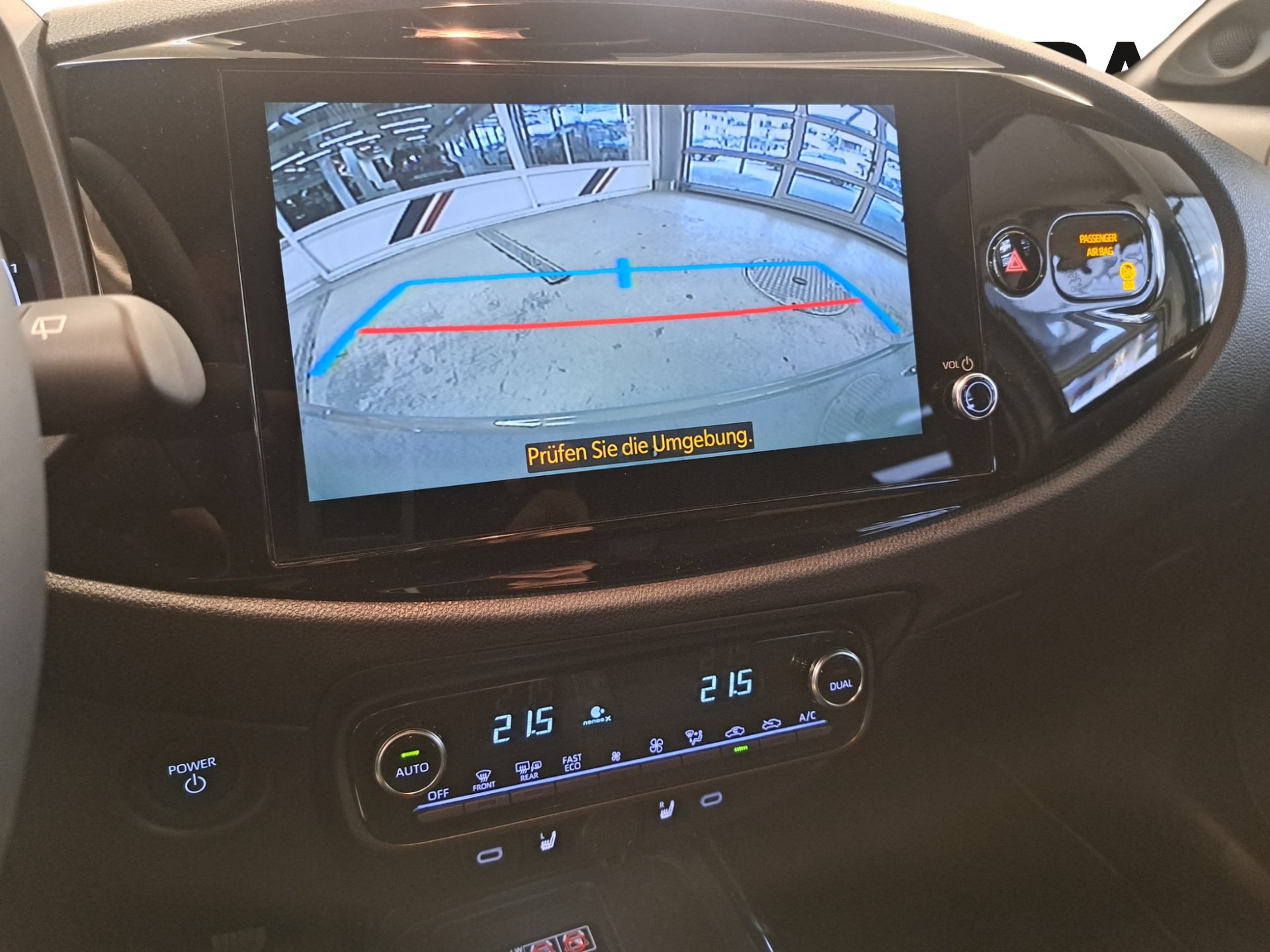 TOYOTA Aygo X 1.5 Style e-CVT - 14