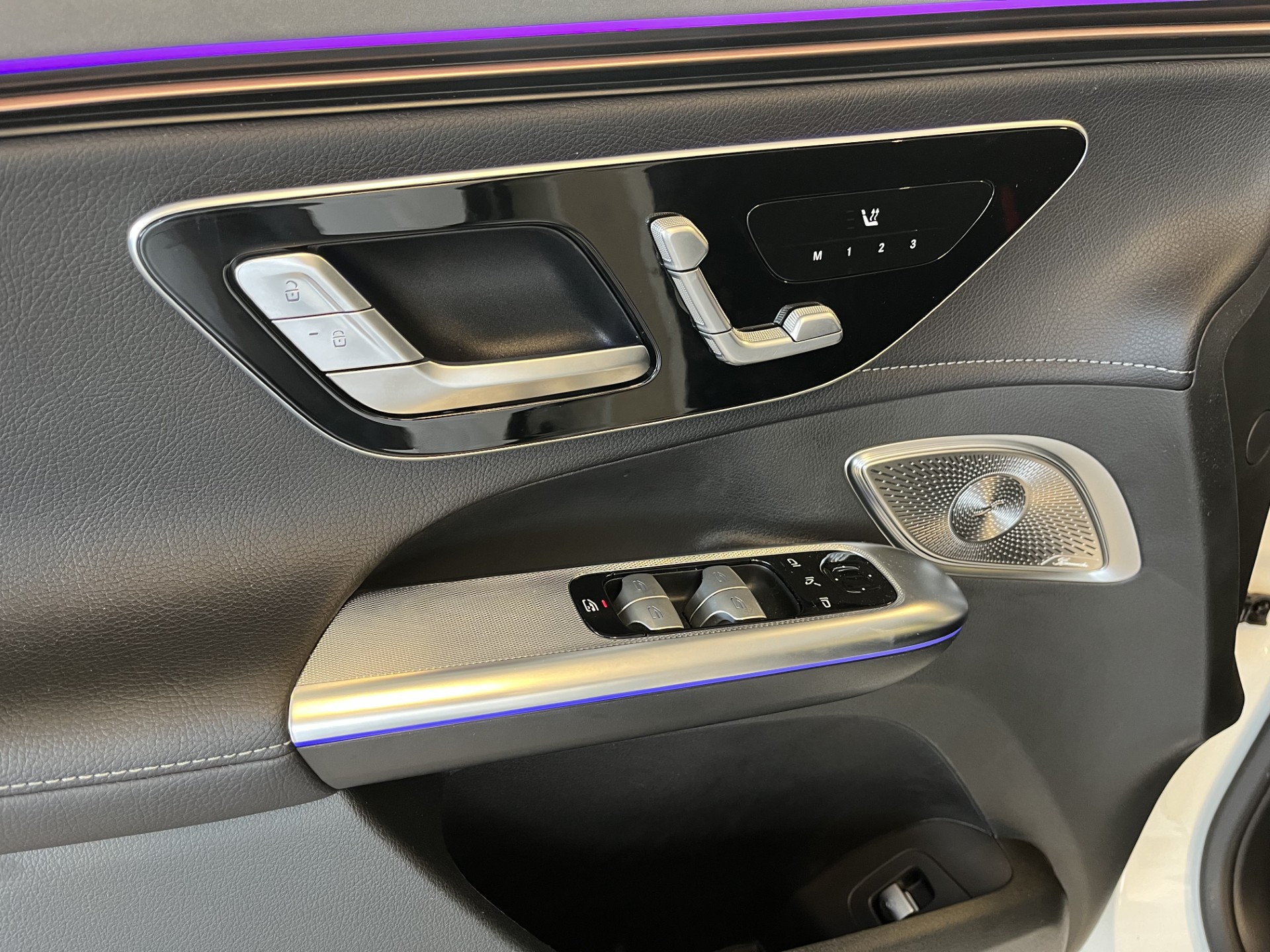 MERCEDES-BENZ EQE SUV 350 4 Matic Excellence - 10