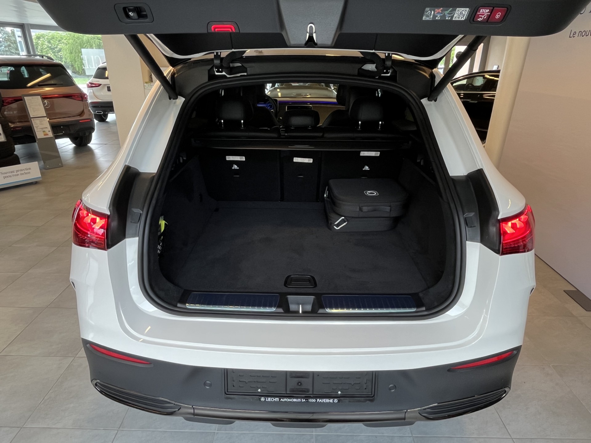 MERCEDES-BENZ EQE SUV 350 4 Matic Excellence - 5