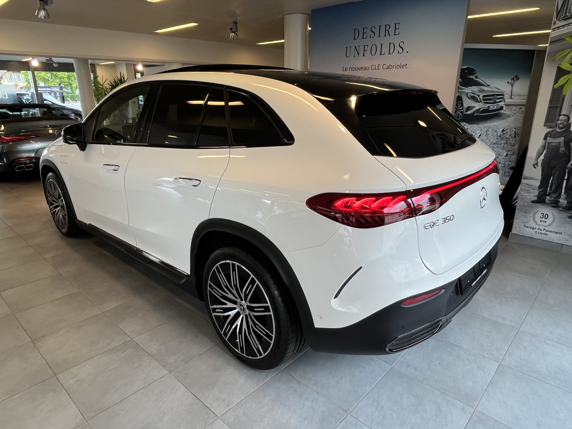 MERCEDES-BENZ EQE SUV 350 4 Matic Excellence - 3