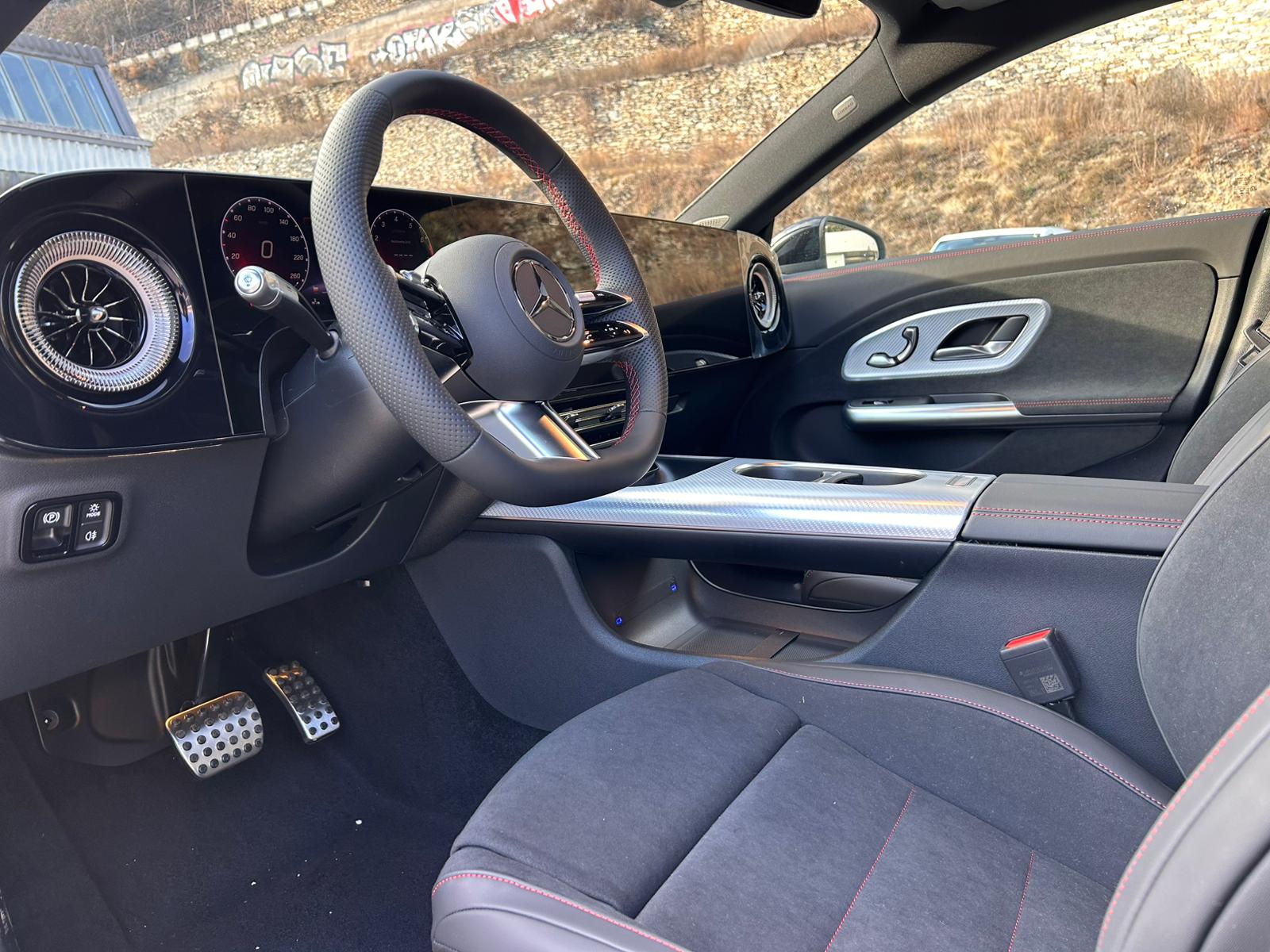 MERCEDES-BENZ CLA 220 4Matic 8G-DCT - 7