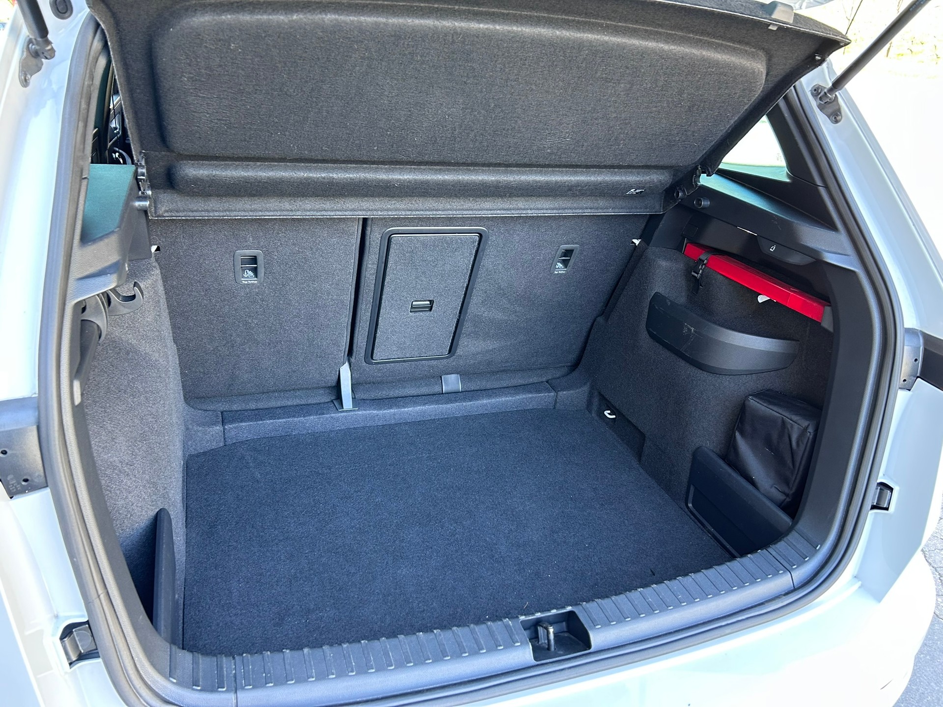 SKODA Karoq 2.0 TSI SportLine 4x4 DSG - 12