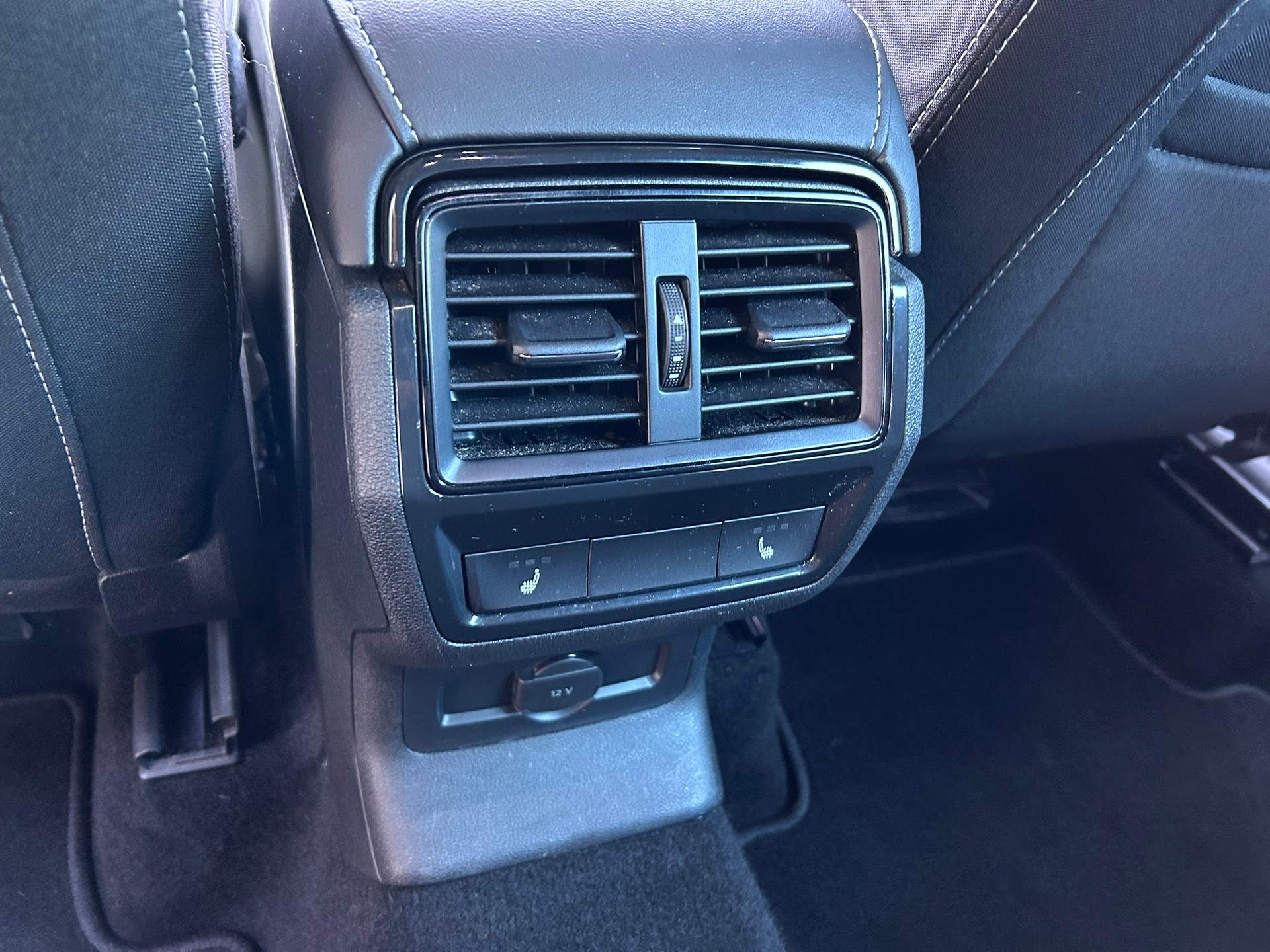 SKODA Karoq 2.0 TSI SportLine 4x4 DSG - 11