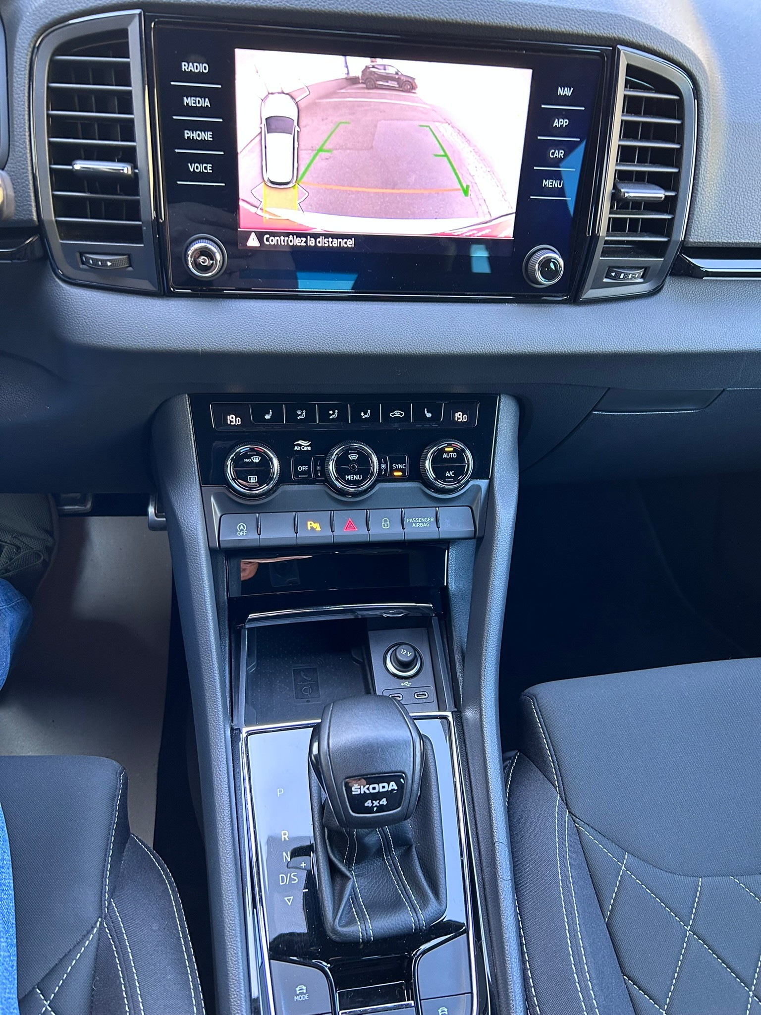 SKODA Karoq 2.0 TSI SportLine 4x4 DSG - 9