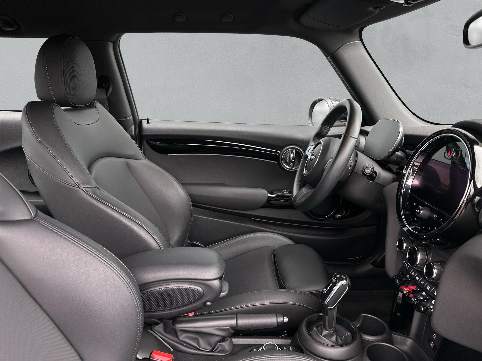 MINI Cooper Classic Trim F56 1.5i (CH) - 14