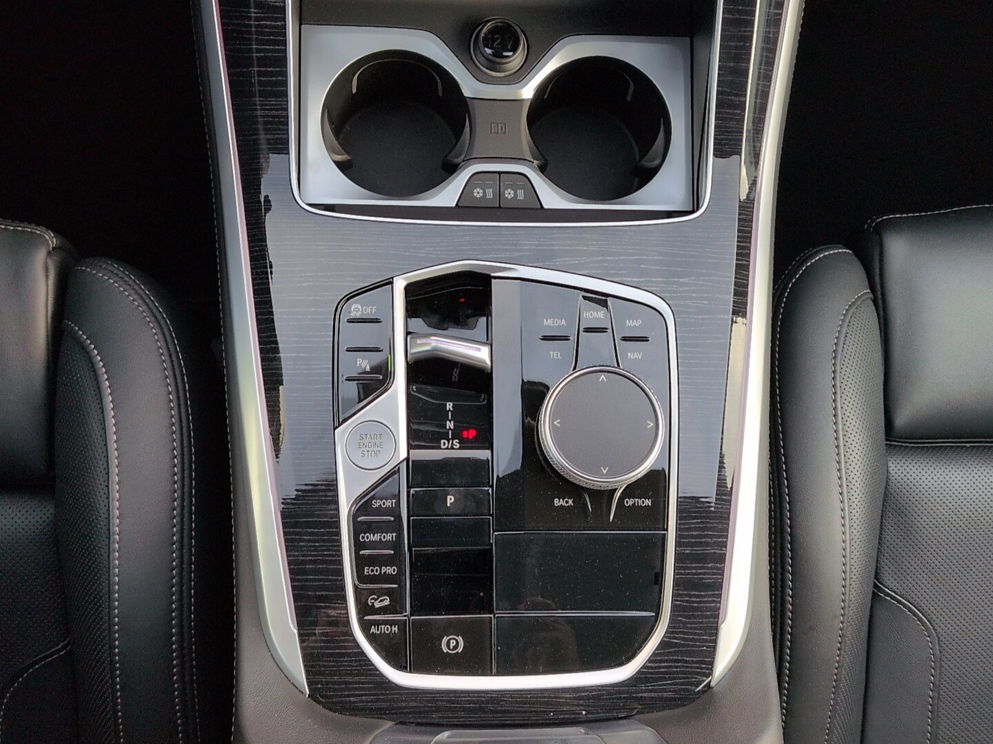 BMW X5 M60i xDrive - 11