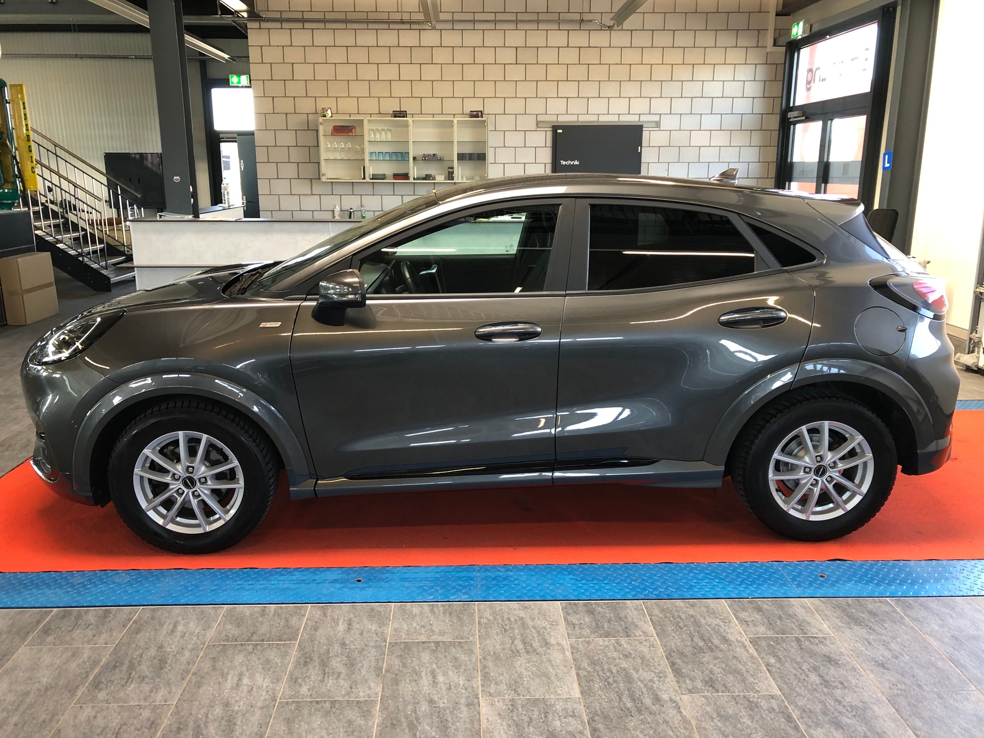 FORD Puma 1.0 MHEV ST-Line - 6