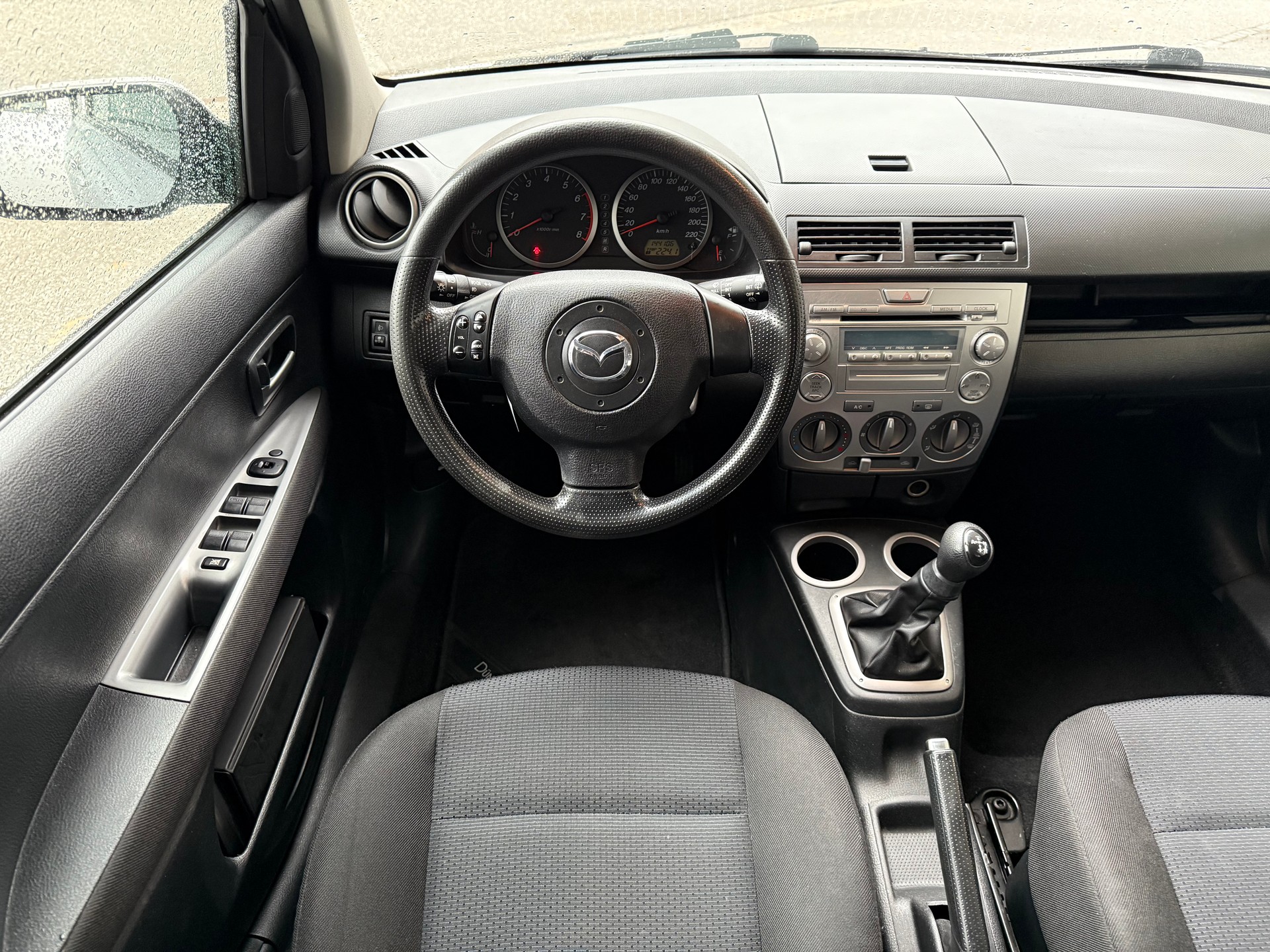 MAZDA 2 1.4i 16V Exclusive - 11