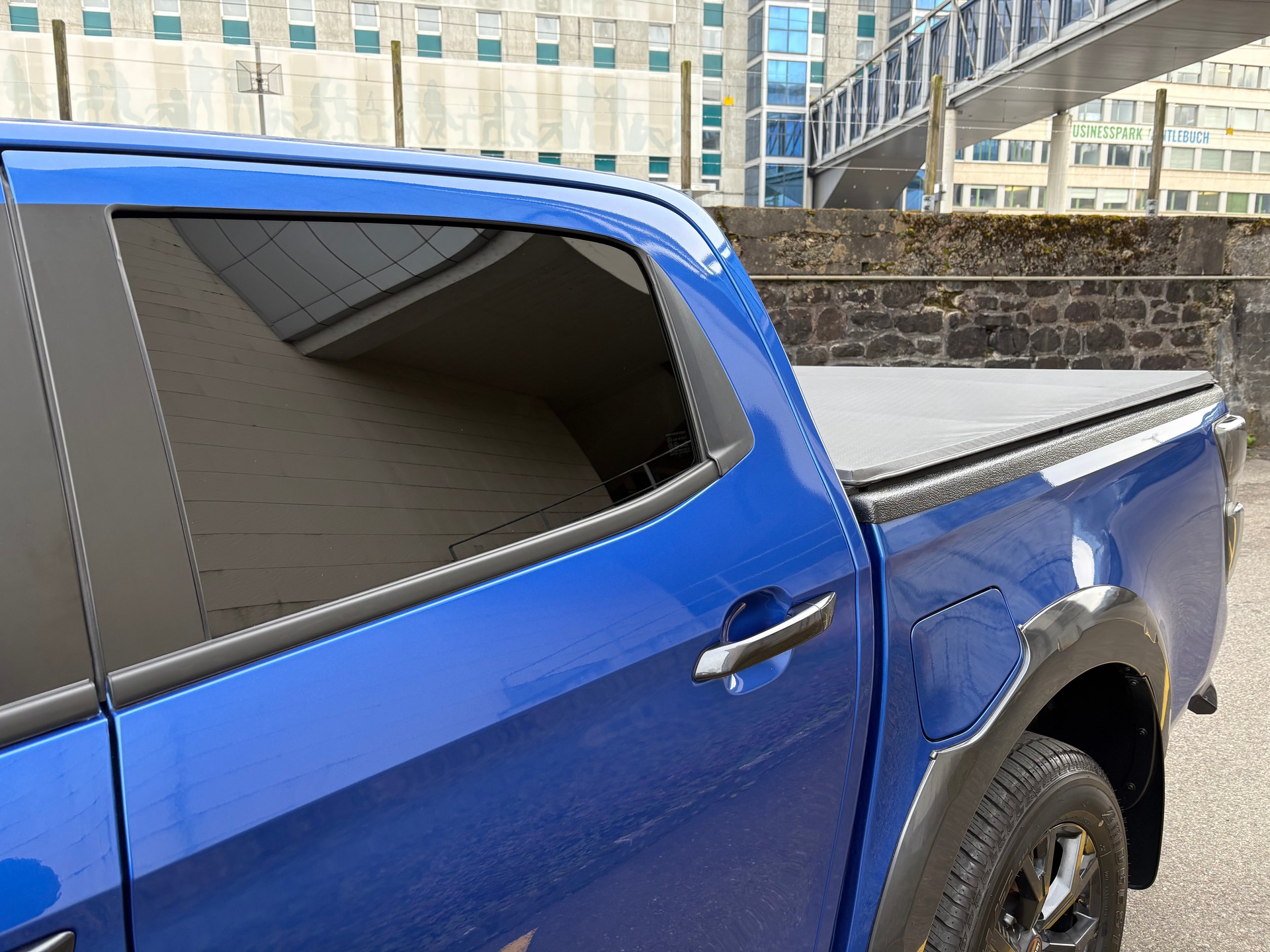 ISUZU D-MAX 1.9 CrewCab N60FF 4x4 AT - 6