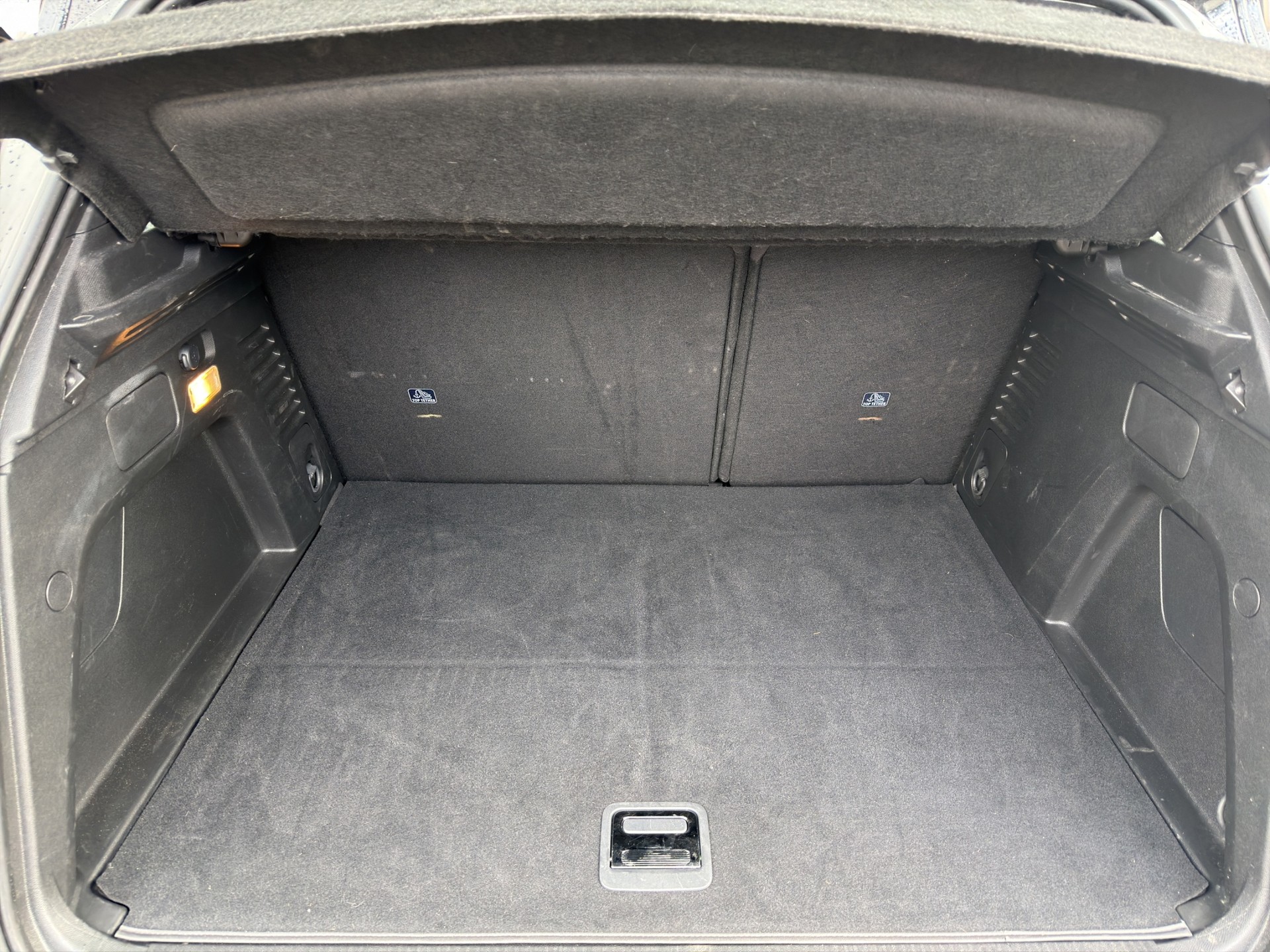 PEUGEOT 3008 1.6 Plug-in Hybrid Active Pack - 18