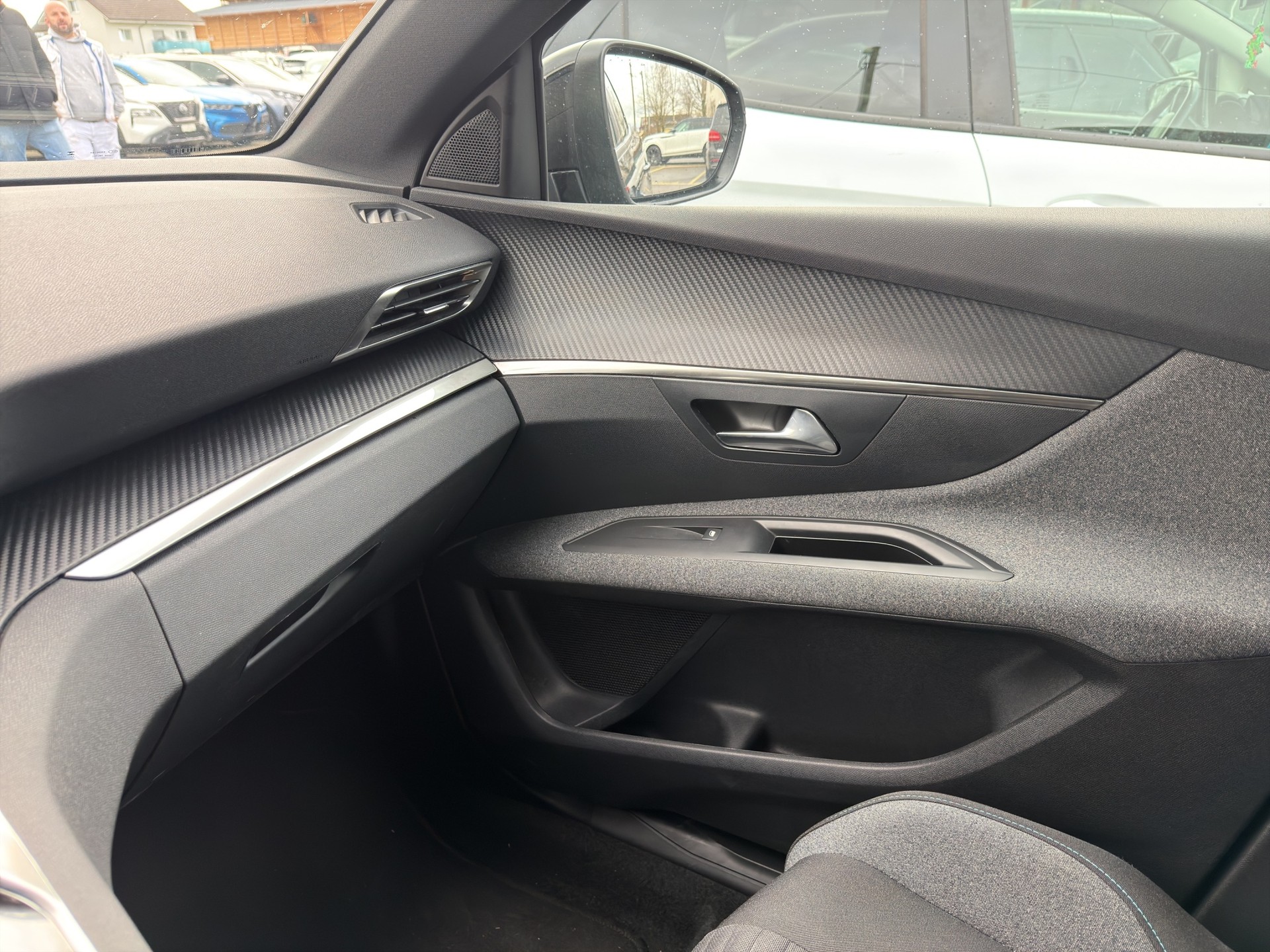 PEUGEOT 3008 1.6 Plug-in Hybrid Active Pack - 28