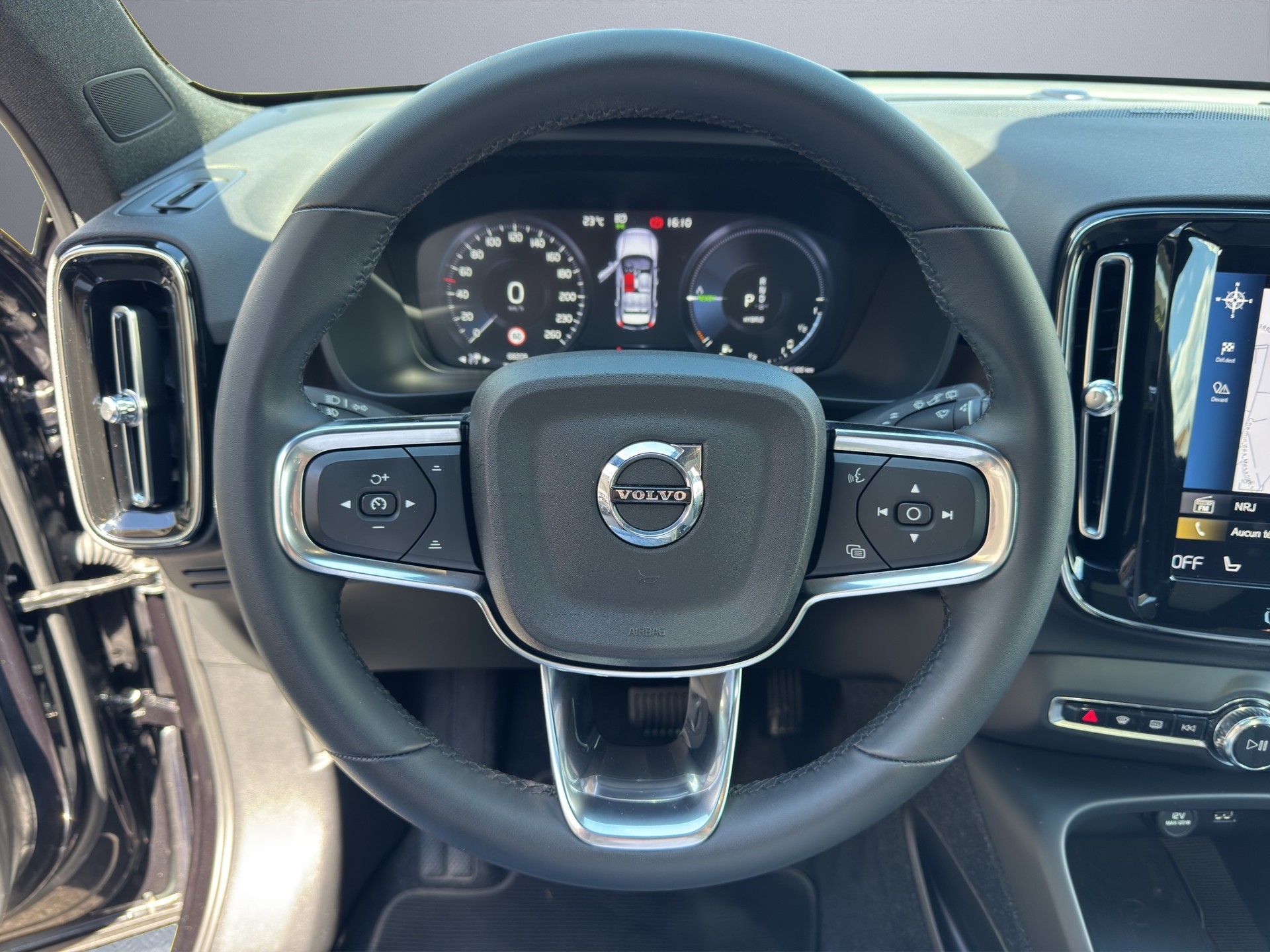 VOLVO XC40 T5 PHEV Ultimate Dark DCT - 12