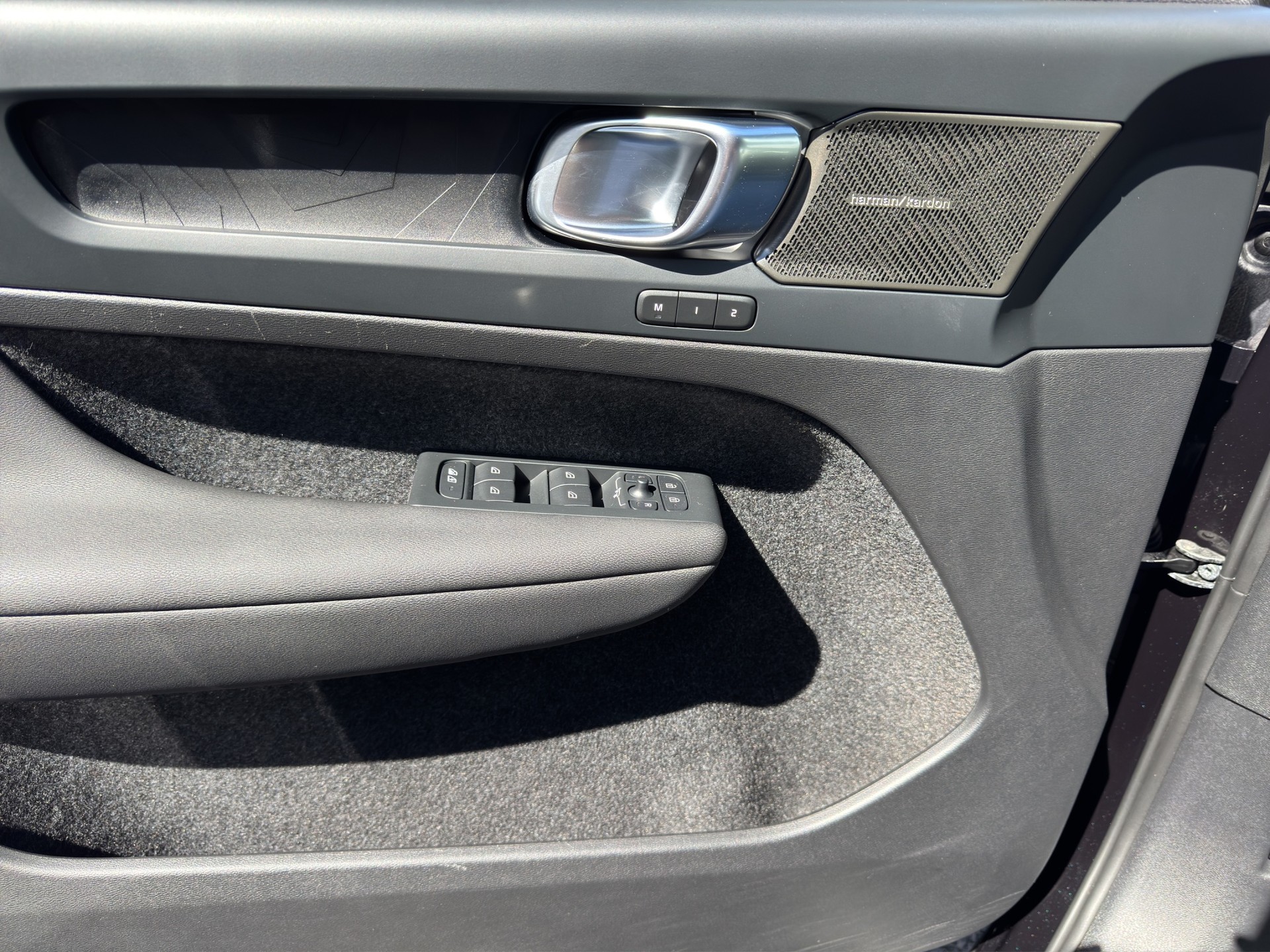 VOLVO XC40 T5 PHEV Ultimate Dark DCT - 10