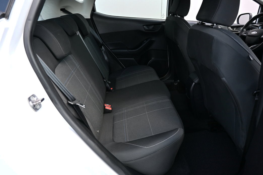 FORD Fiesta 1.0 SCTi Cool & Connect Automat - 8