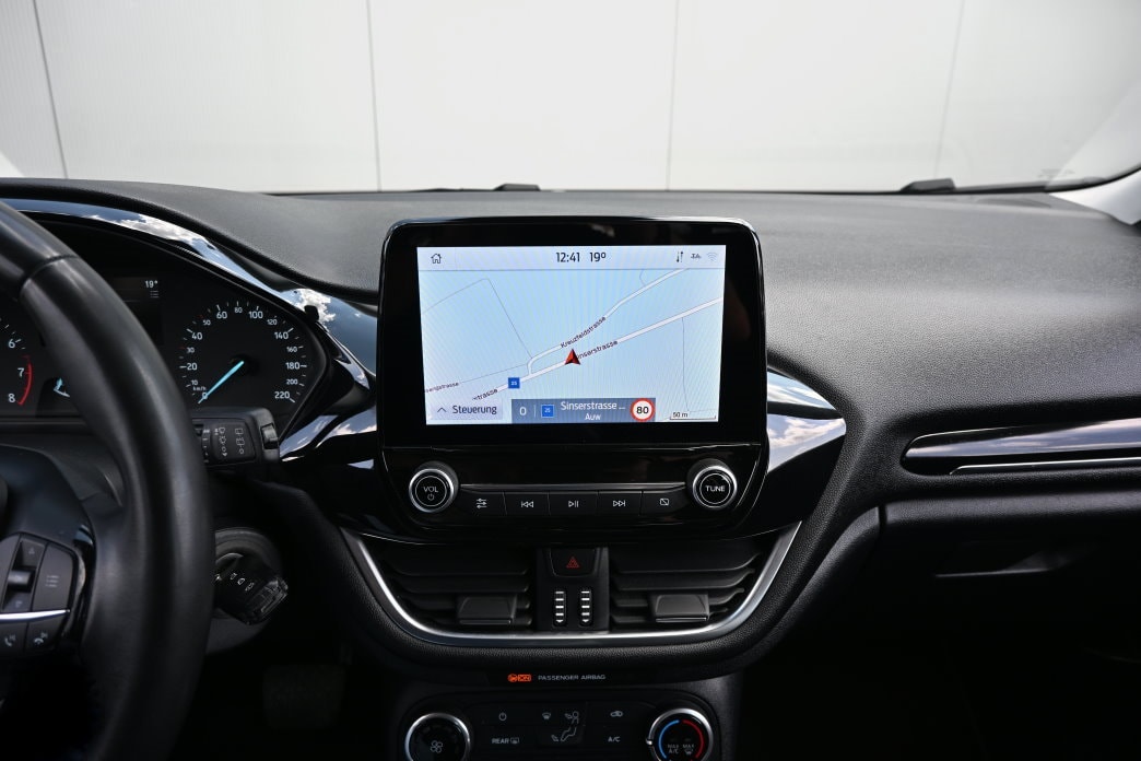 FORD Fiesta 1.0 SCTi Cool & Connect Automat - 12