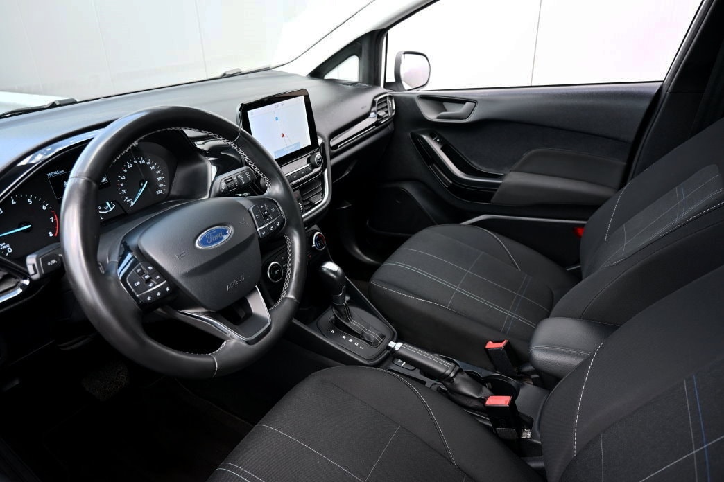 FORD Fiesta 1.0 SCTi Cool & Connect Automat - 9