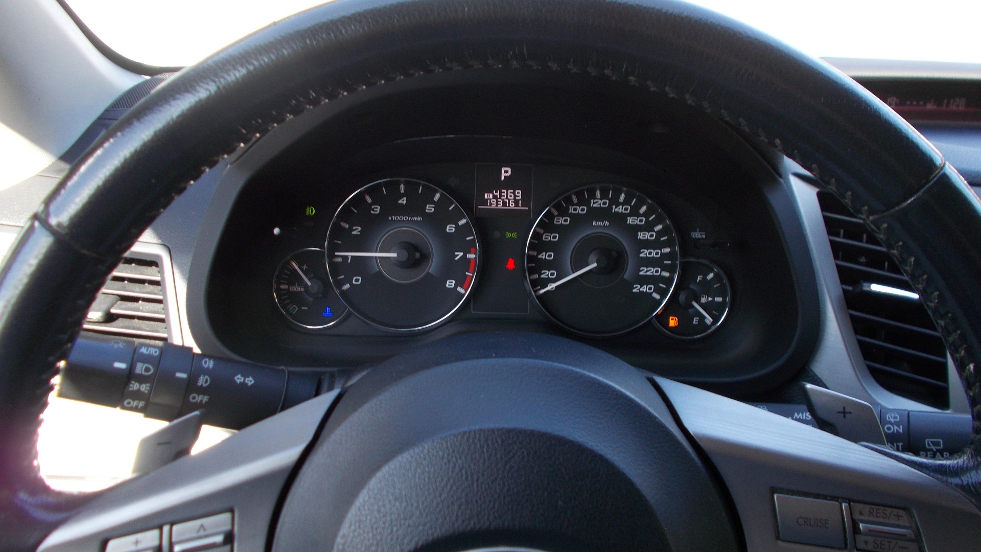 SUBARU Legacy 2.0i Swiss AWD Lineartronic - 9