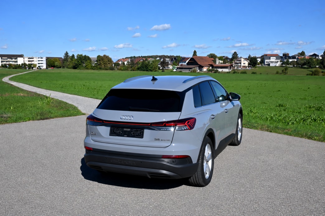 AUDI Q4 e-tron 35 - 3