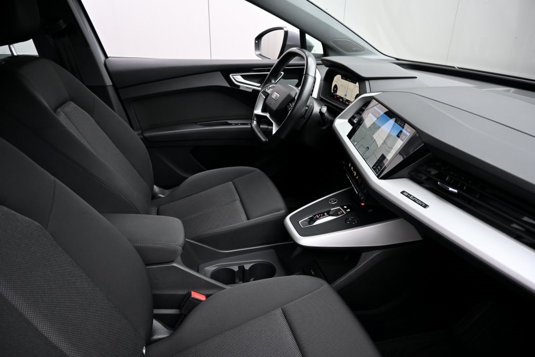 AUDI Q4 e-tron 35 - 5