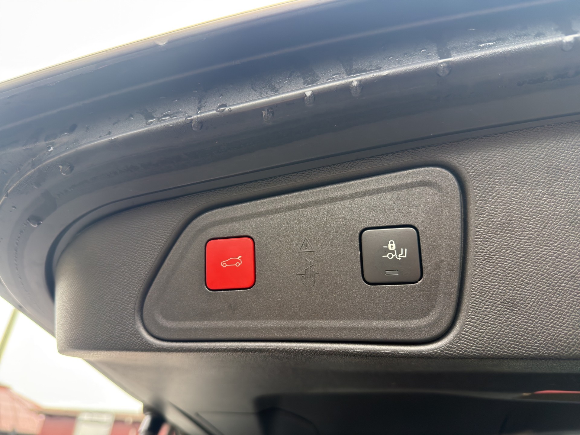 PEUGEOT 3008 1.6 Plug-in Hybrid4 GT Panoramadach - 21