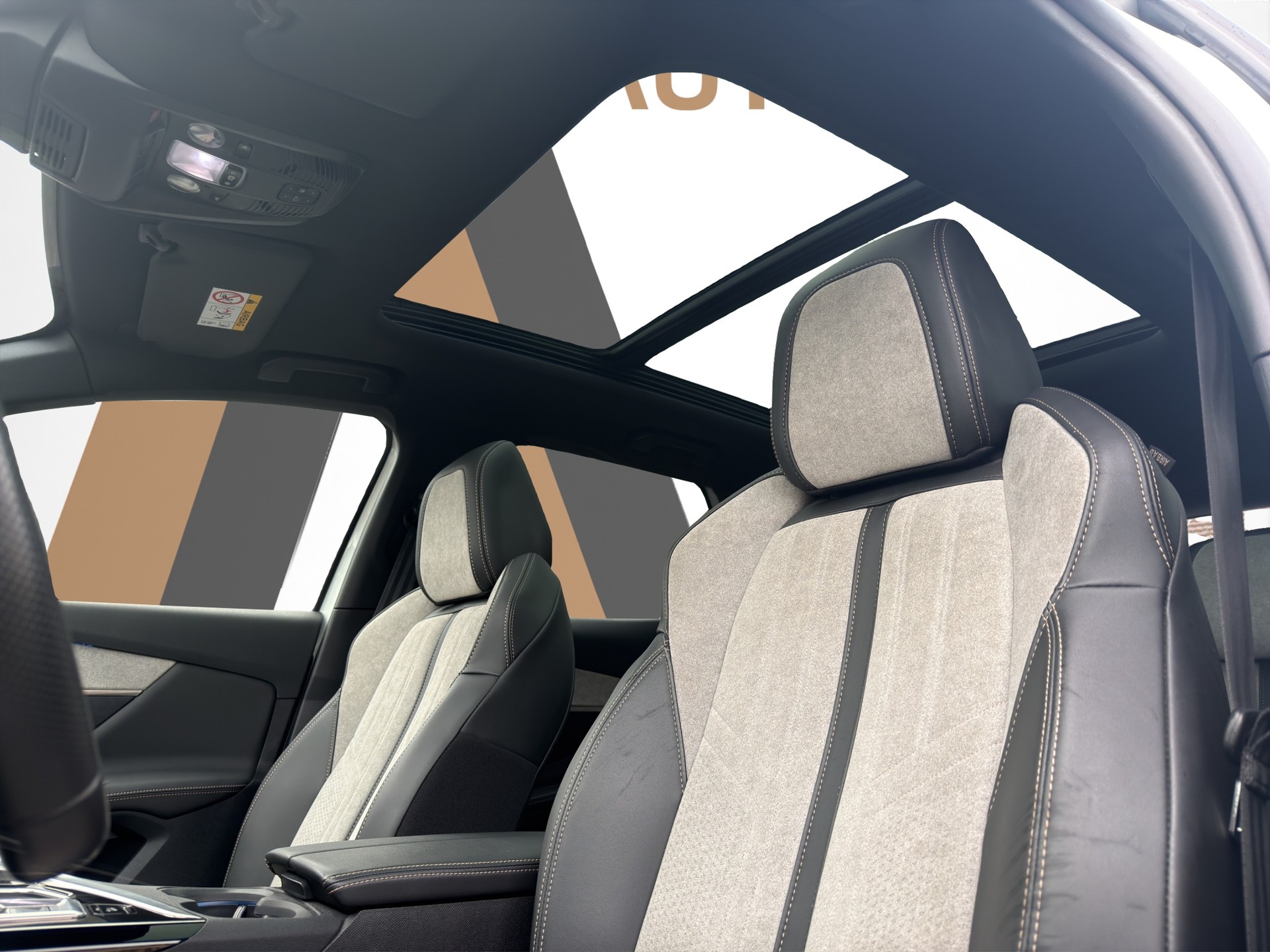 PEUGEOT 3008 1.6 Plug-in Hybrid4 GT Panoramadach - 20