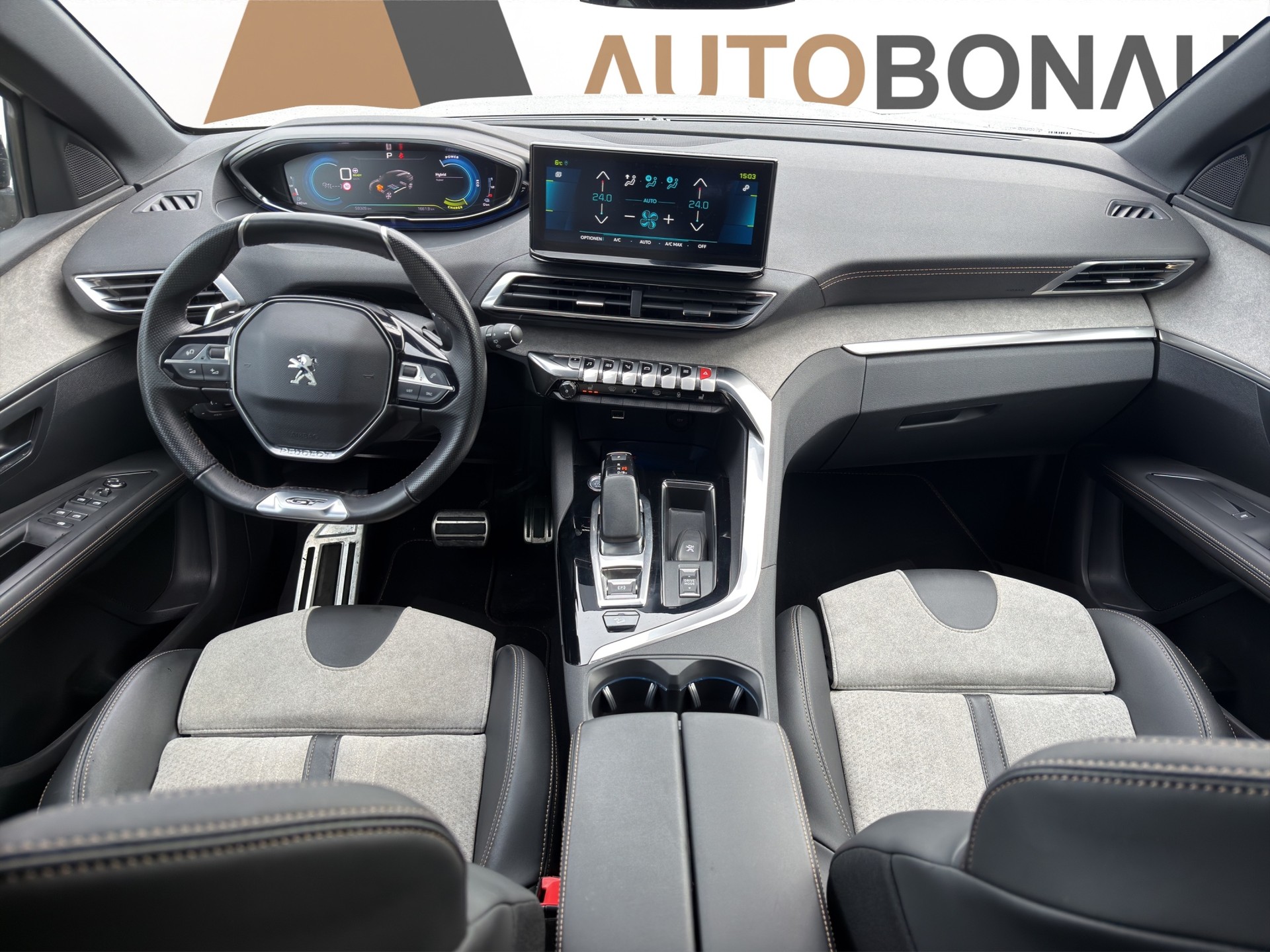 PEUGEOT 3008 1.6 Plug-in Hybrid4 GT Panoramadach - 10