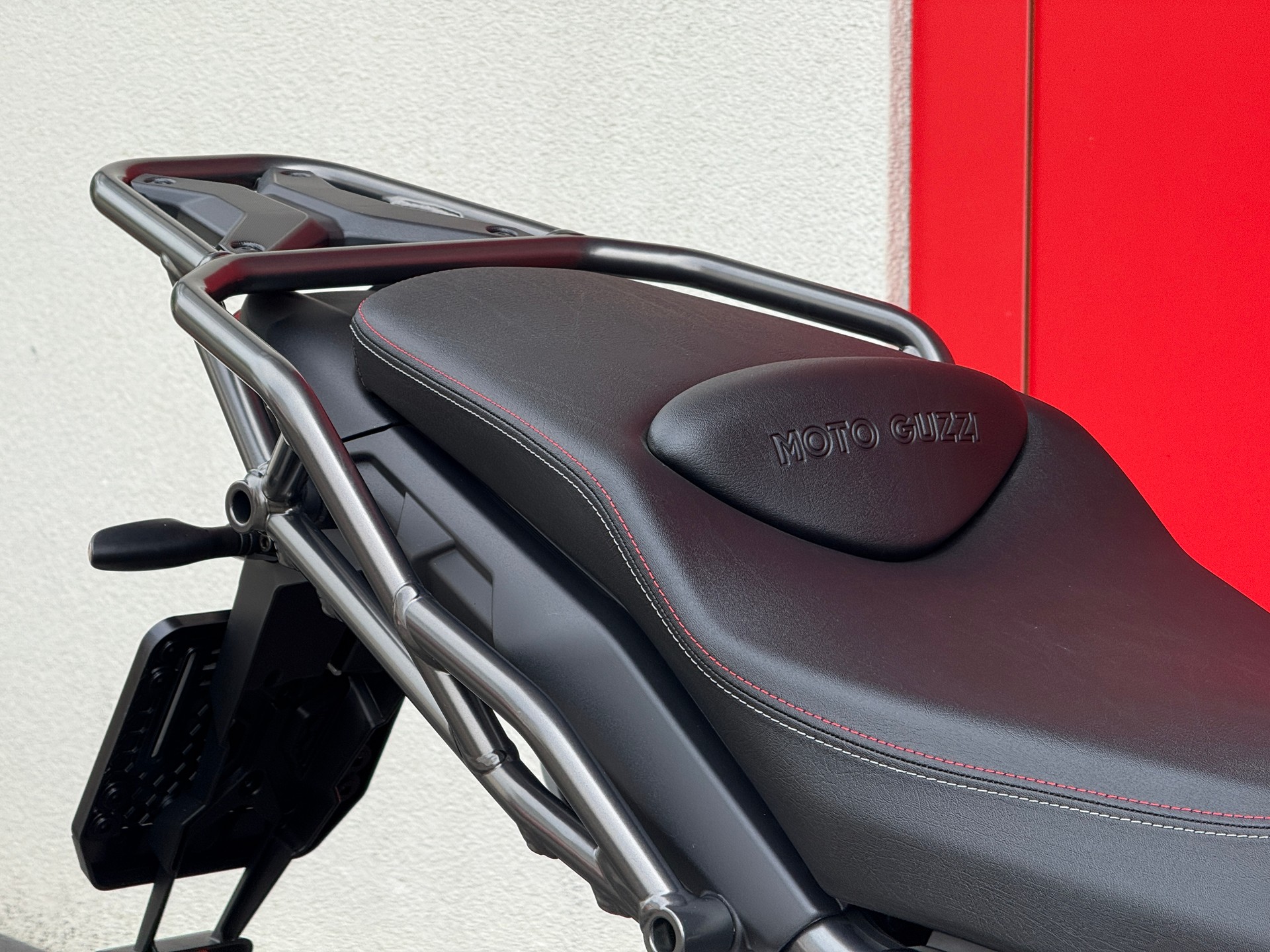 MOTO GUZZI V85 TT - 6