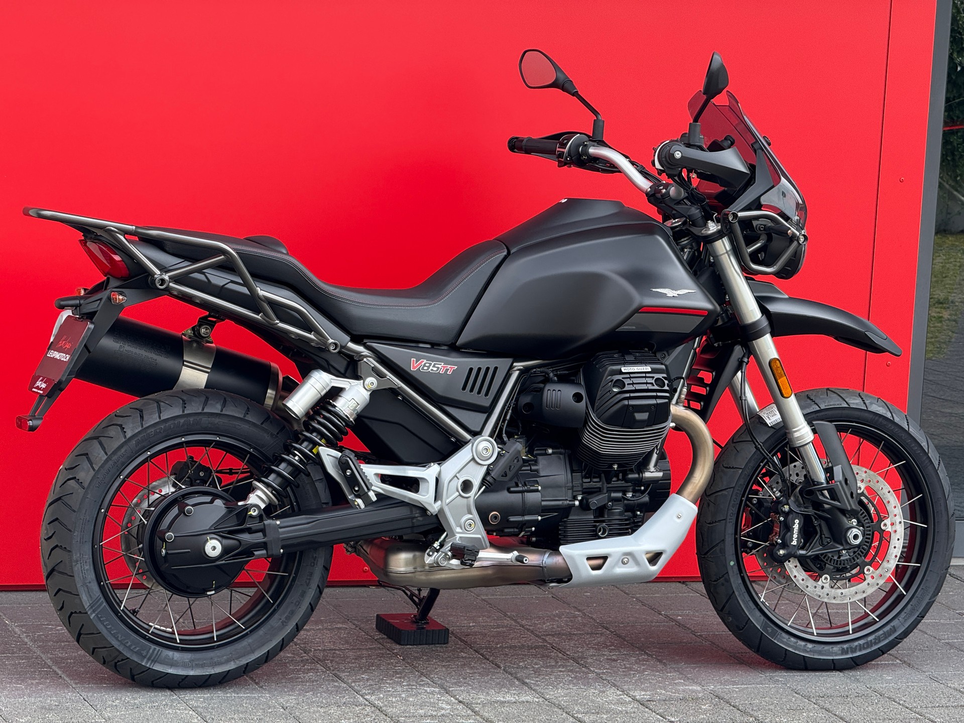 MOTO GUZZI V85 TT - 11