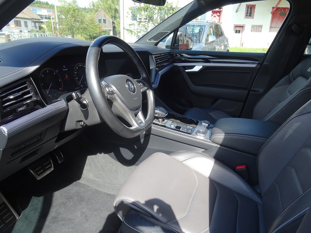 VW Touareg 3.0 V6 TDI R-Line - 6
