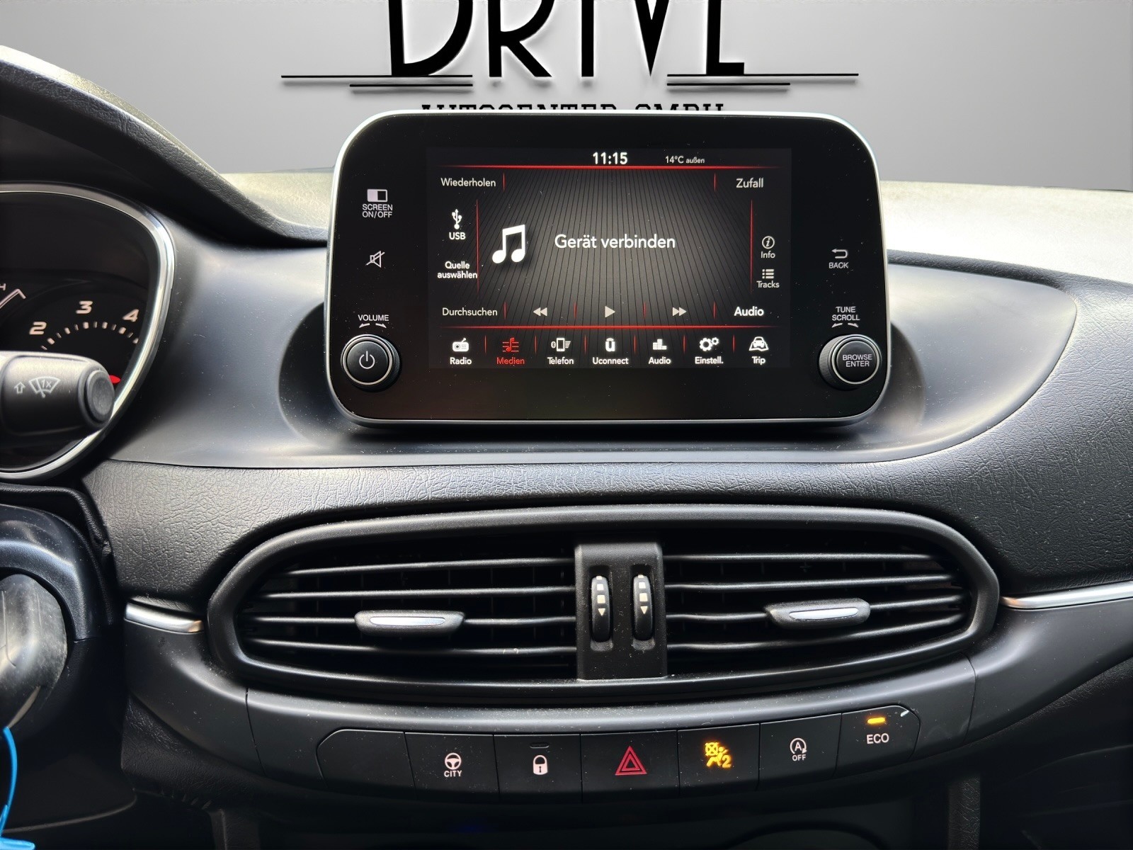 FIAT Tipo 1.6MJ Station Wagon Lounge DCT - 12