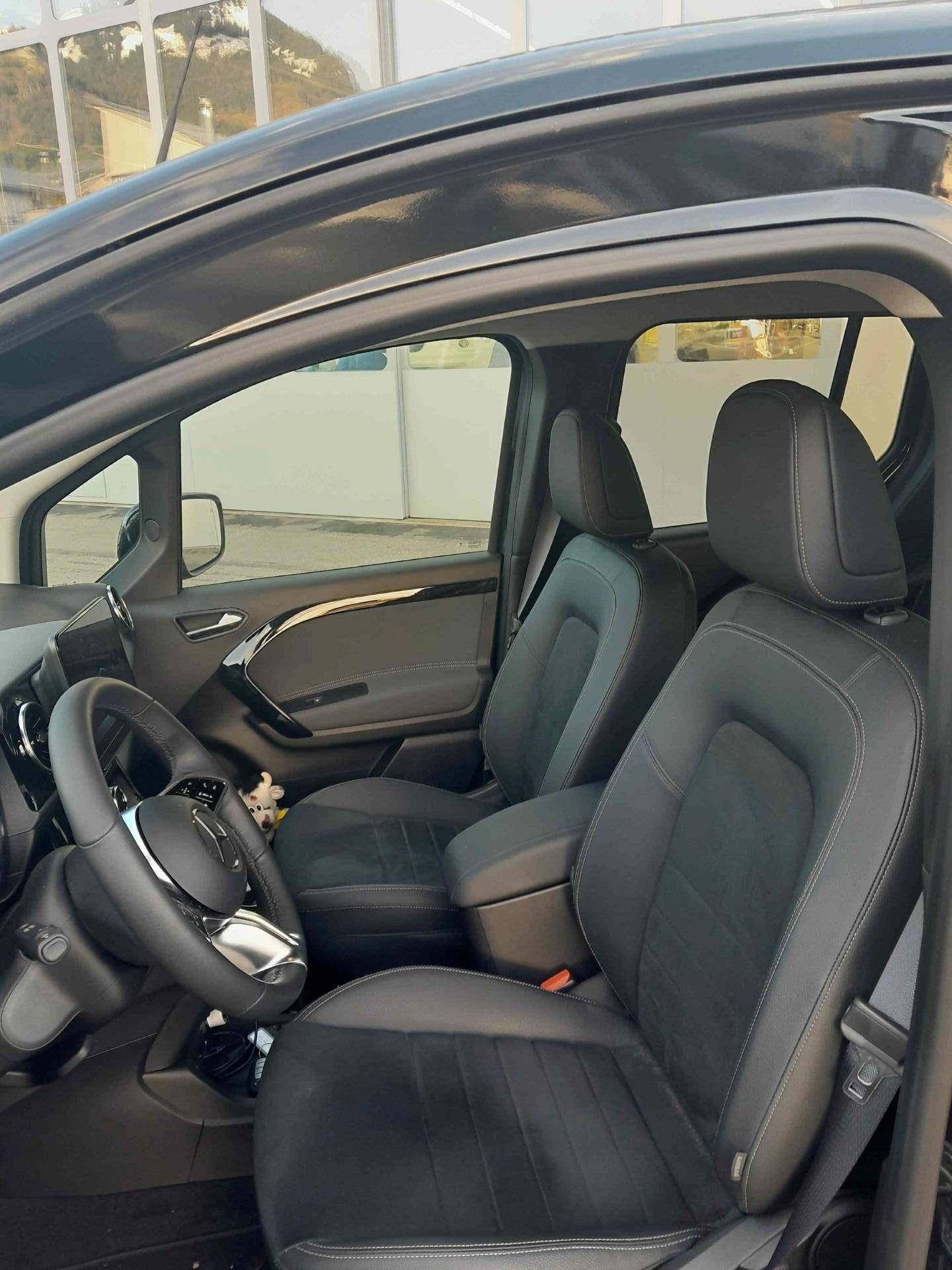 MERCEDES-BENZ 180 d Style Van S - 10