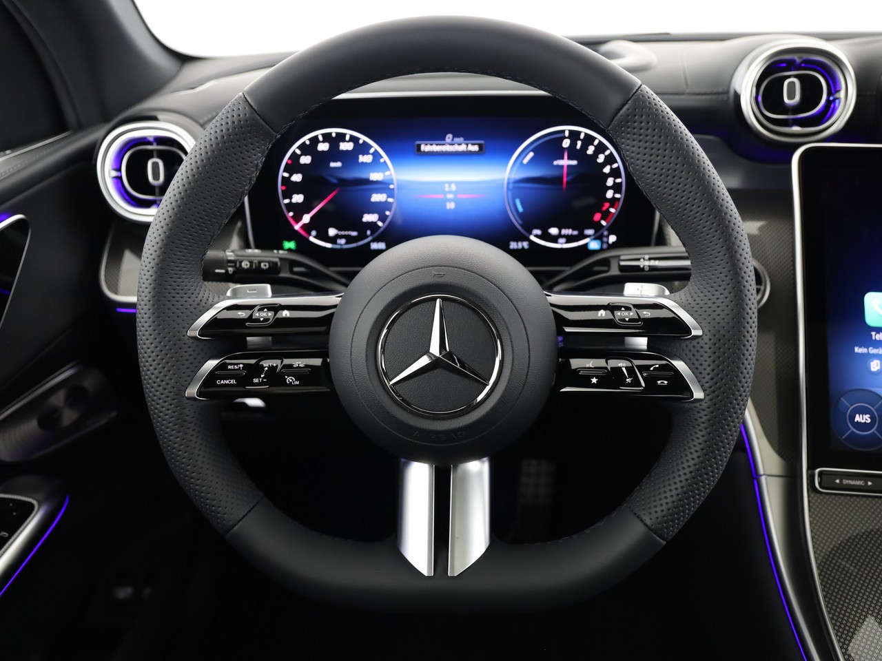 MERCEDES-BENZ GLC 400 e 4Matic 9G-Tronic - 12